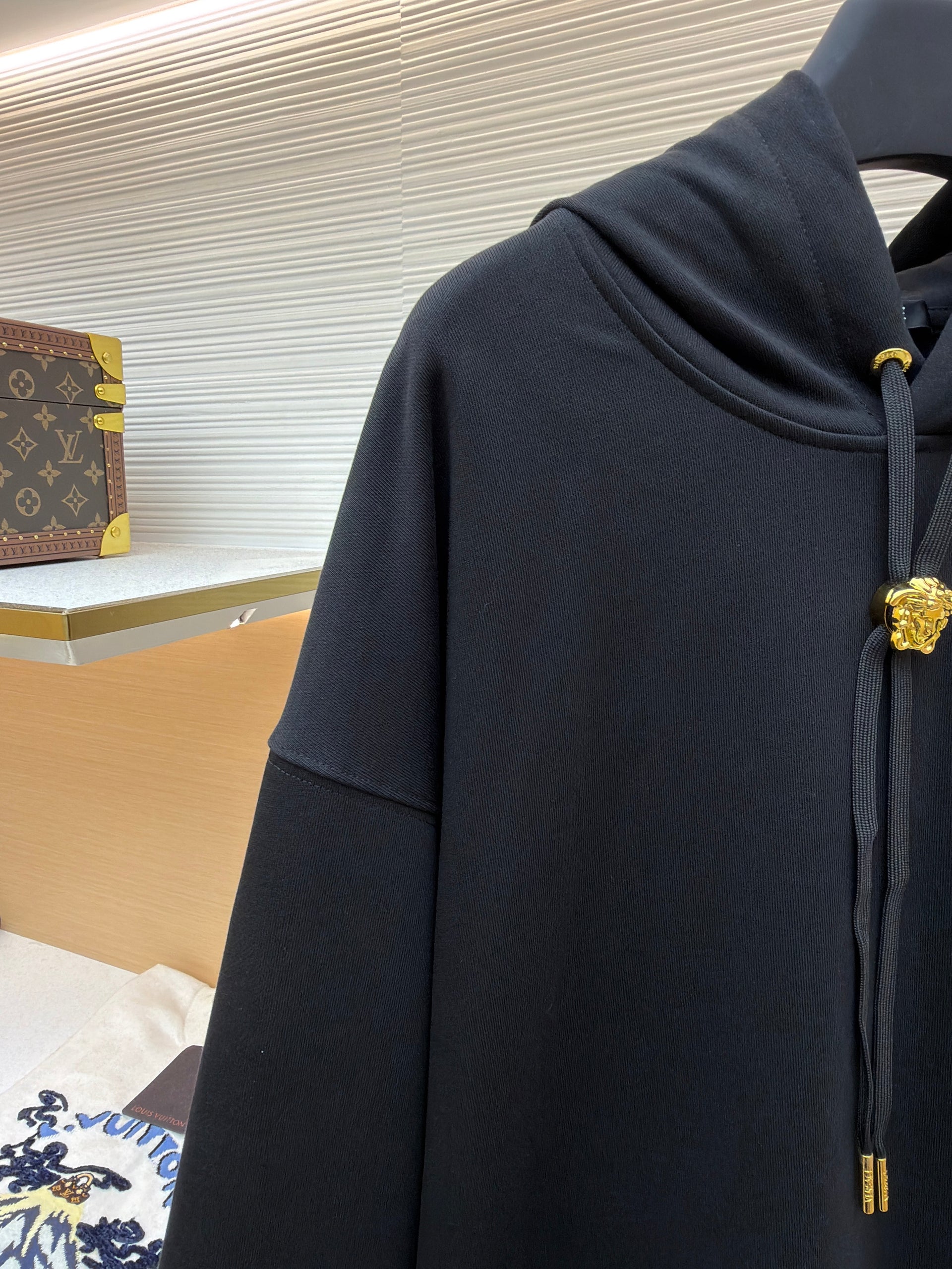 VERS HOODIE
