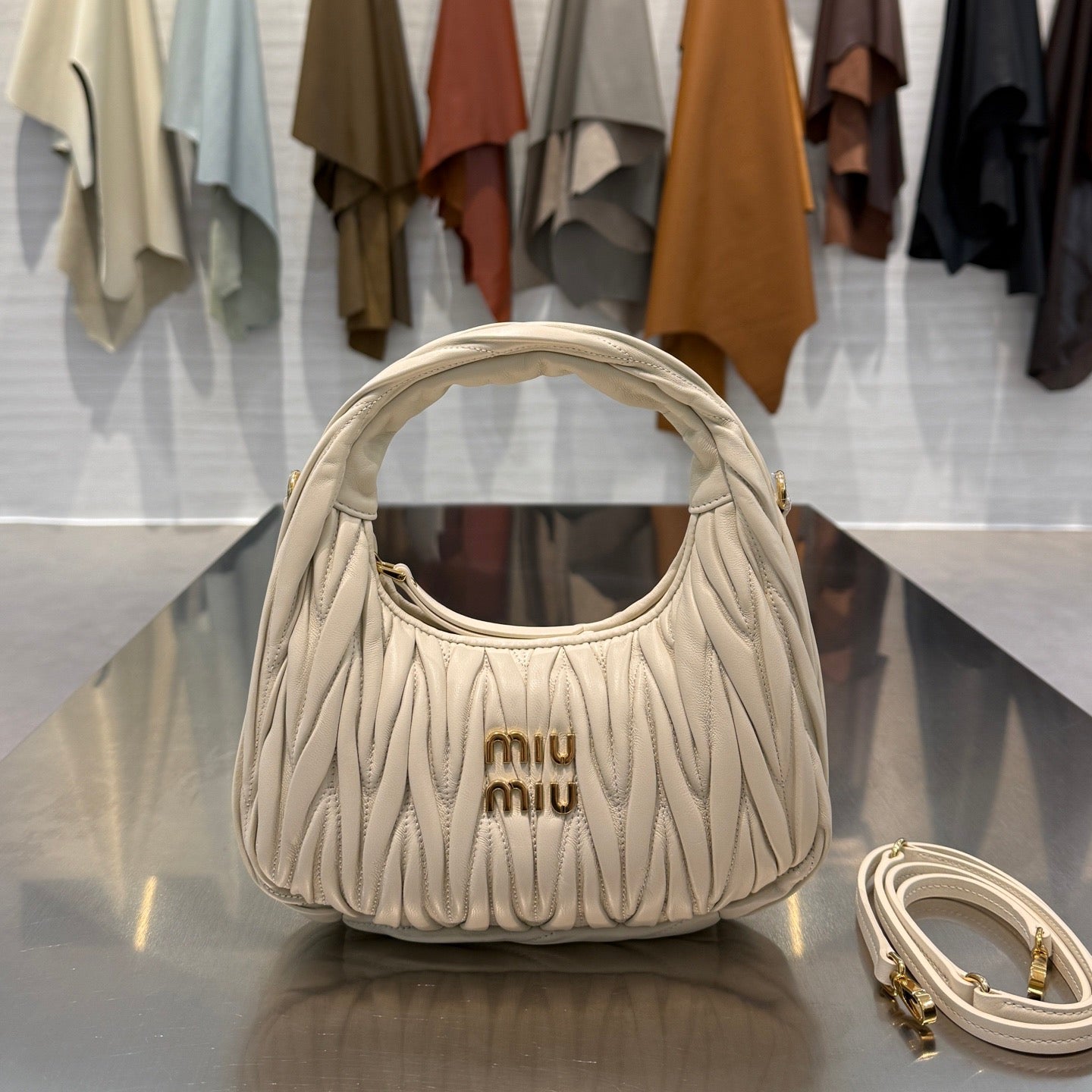 MIU M WANDER BAG