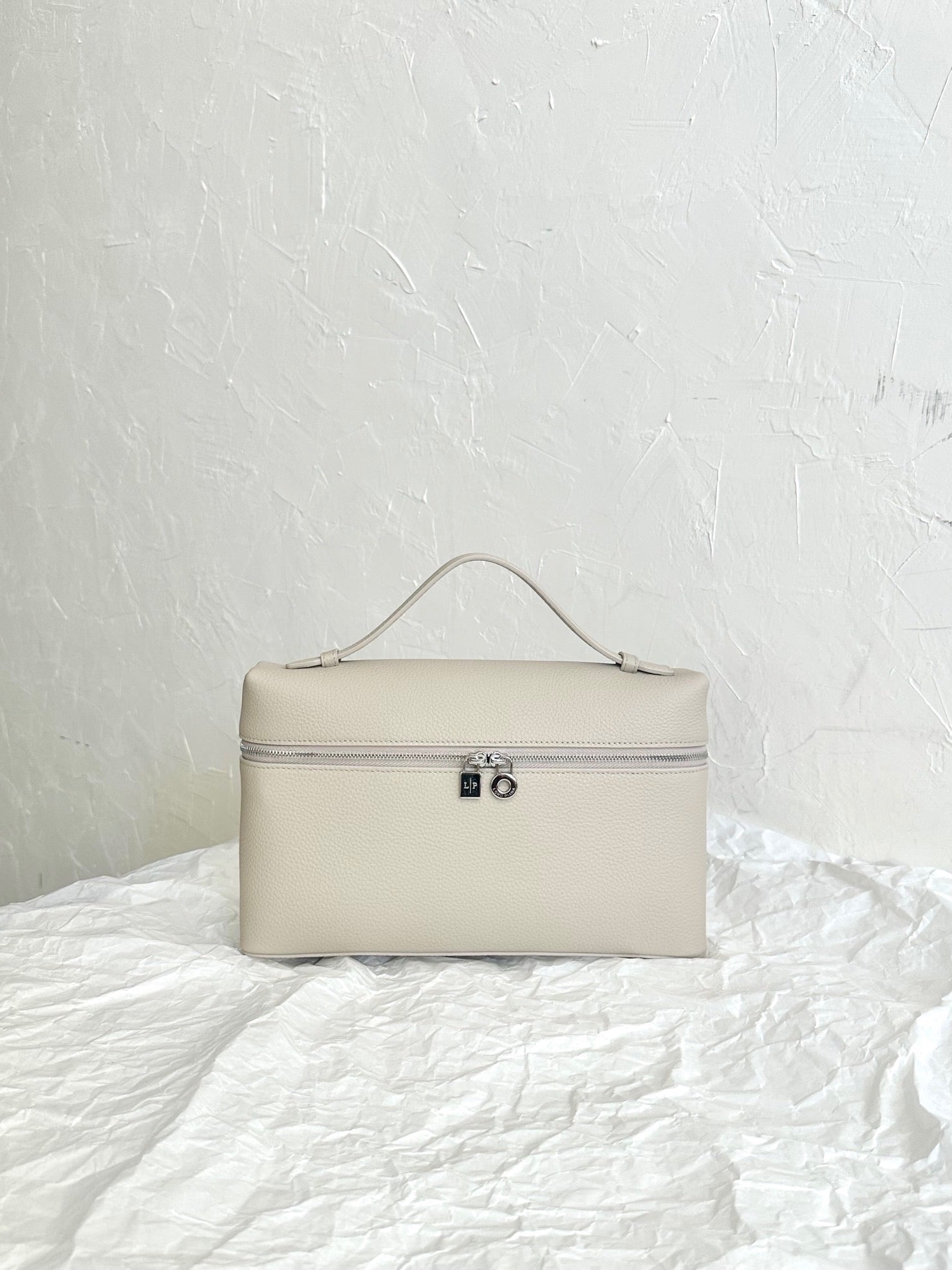 LORO P EXTRA POUCH L27