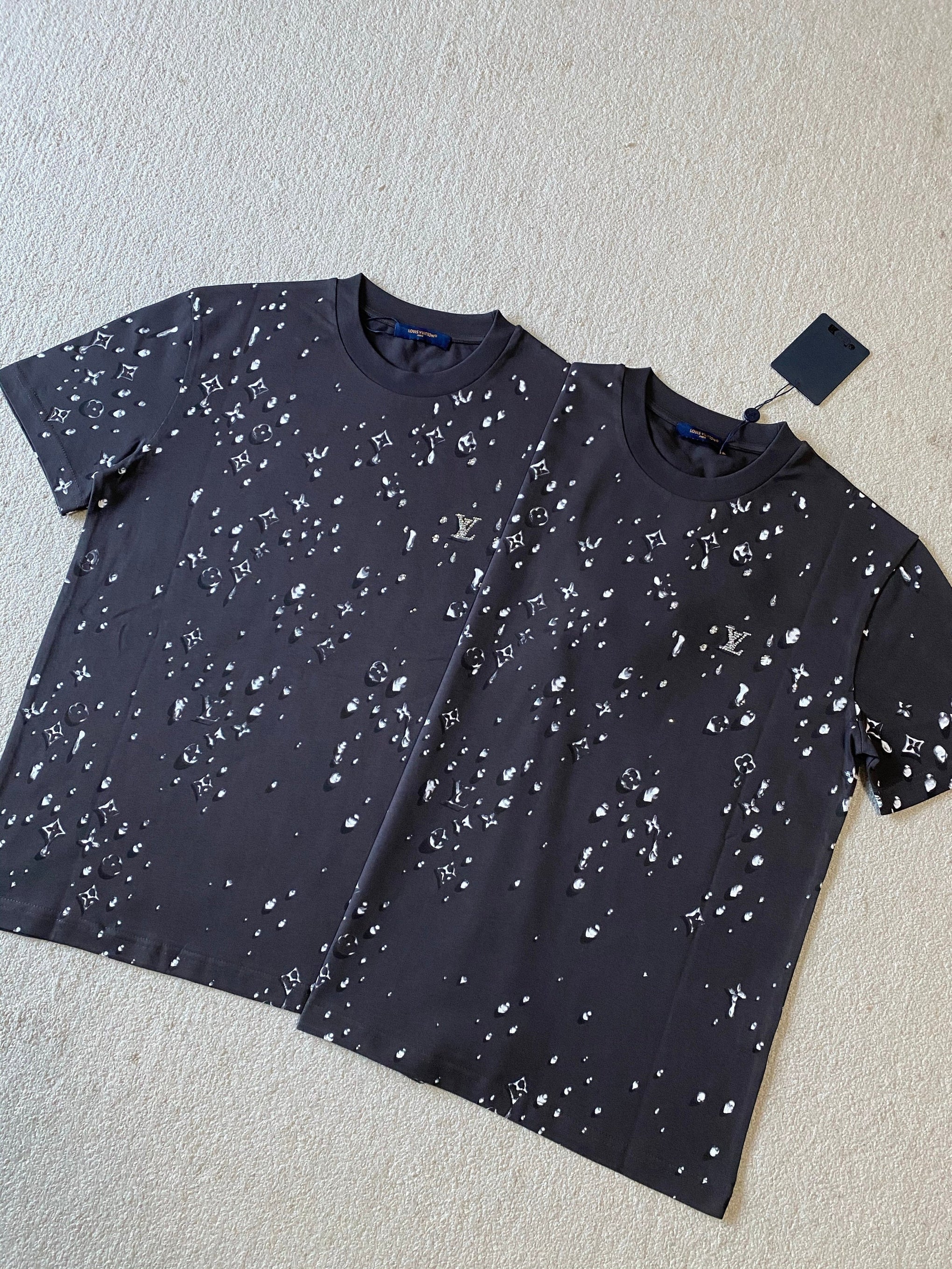 LOU T-SHIRT