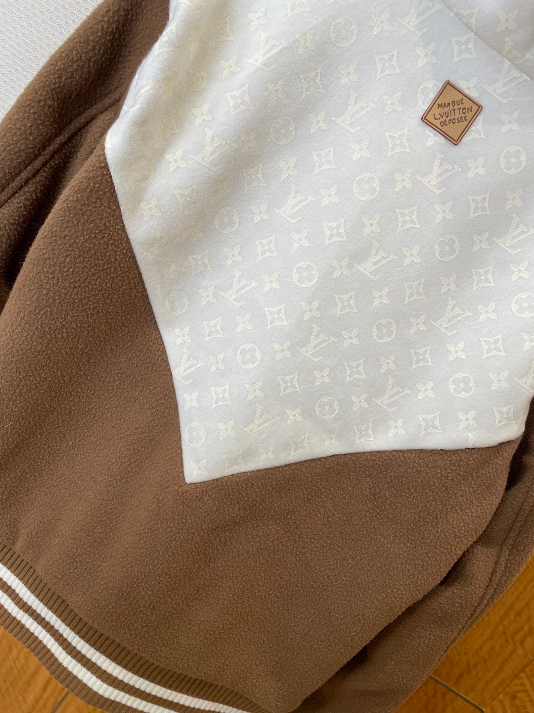 LOU JACKET