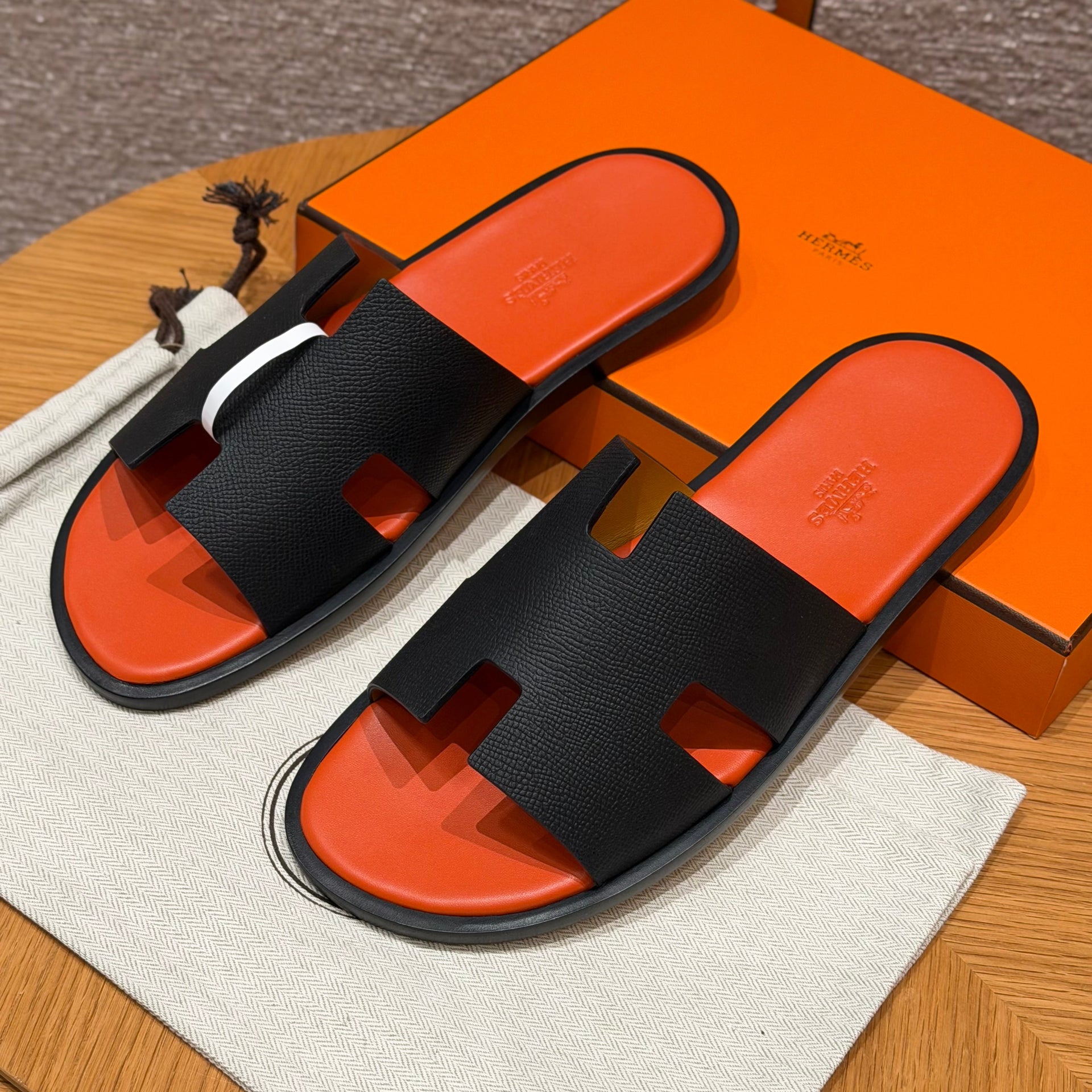 HERM IZMIR SANDALS