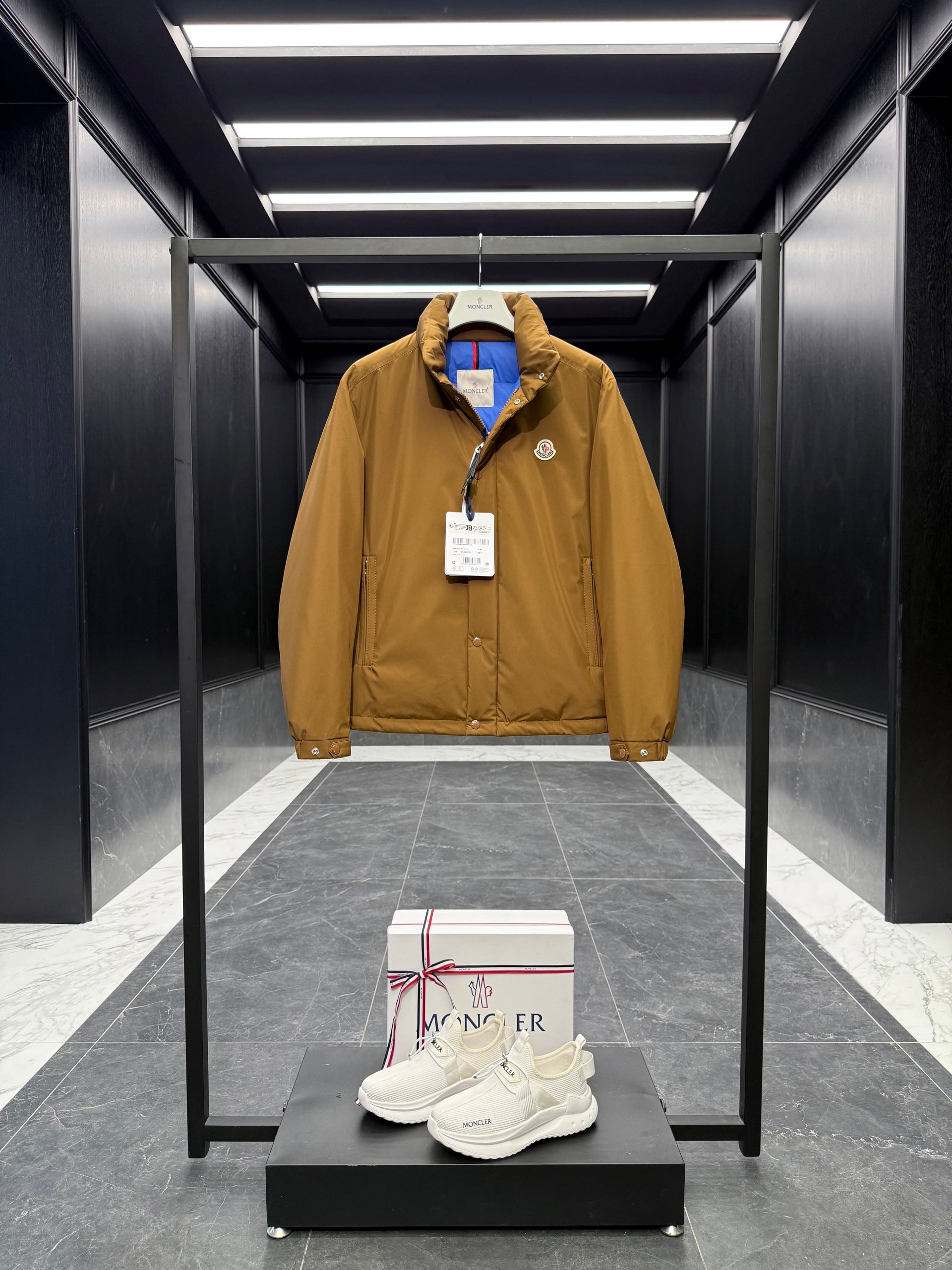 MONC EPINE JACKET