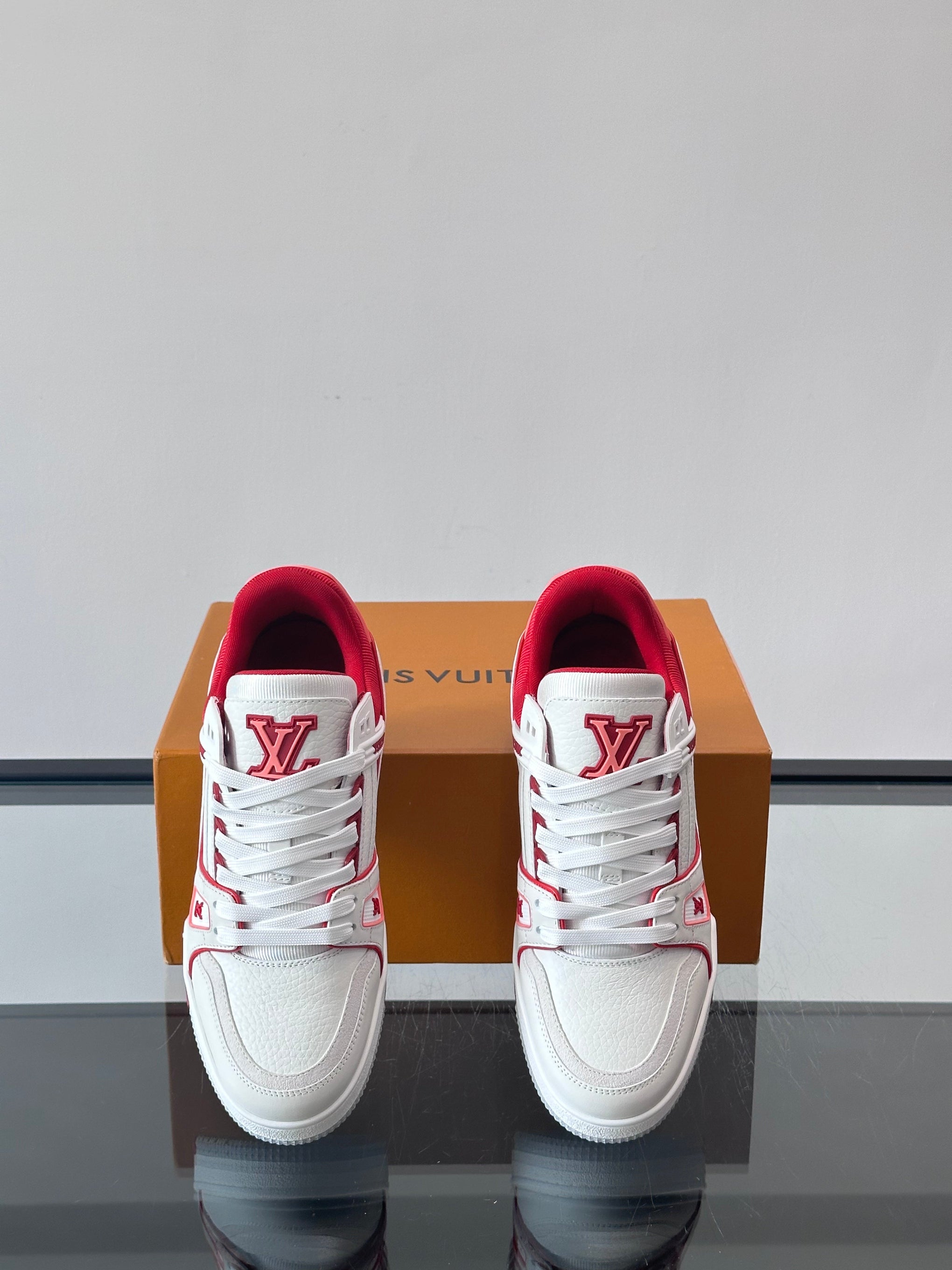 LOU TRAINERS