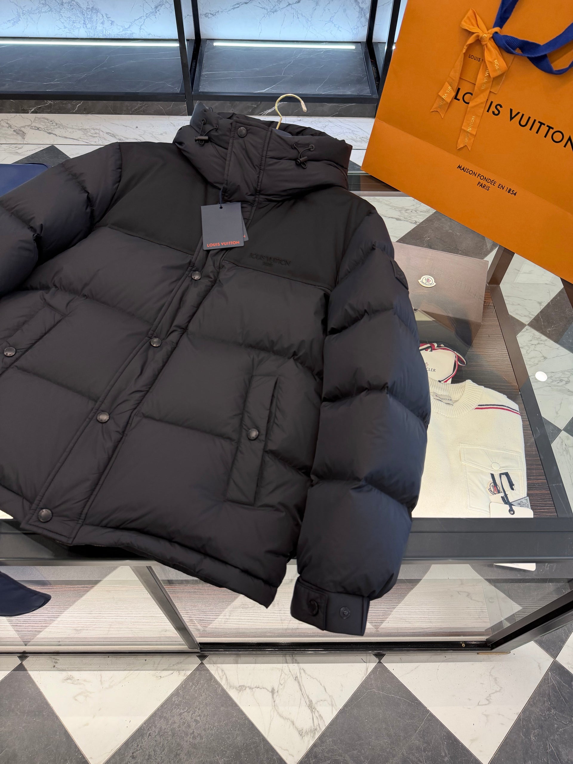 LOU PUFFER JACKET