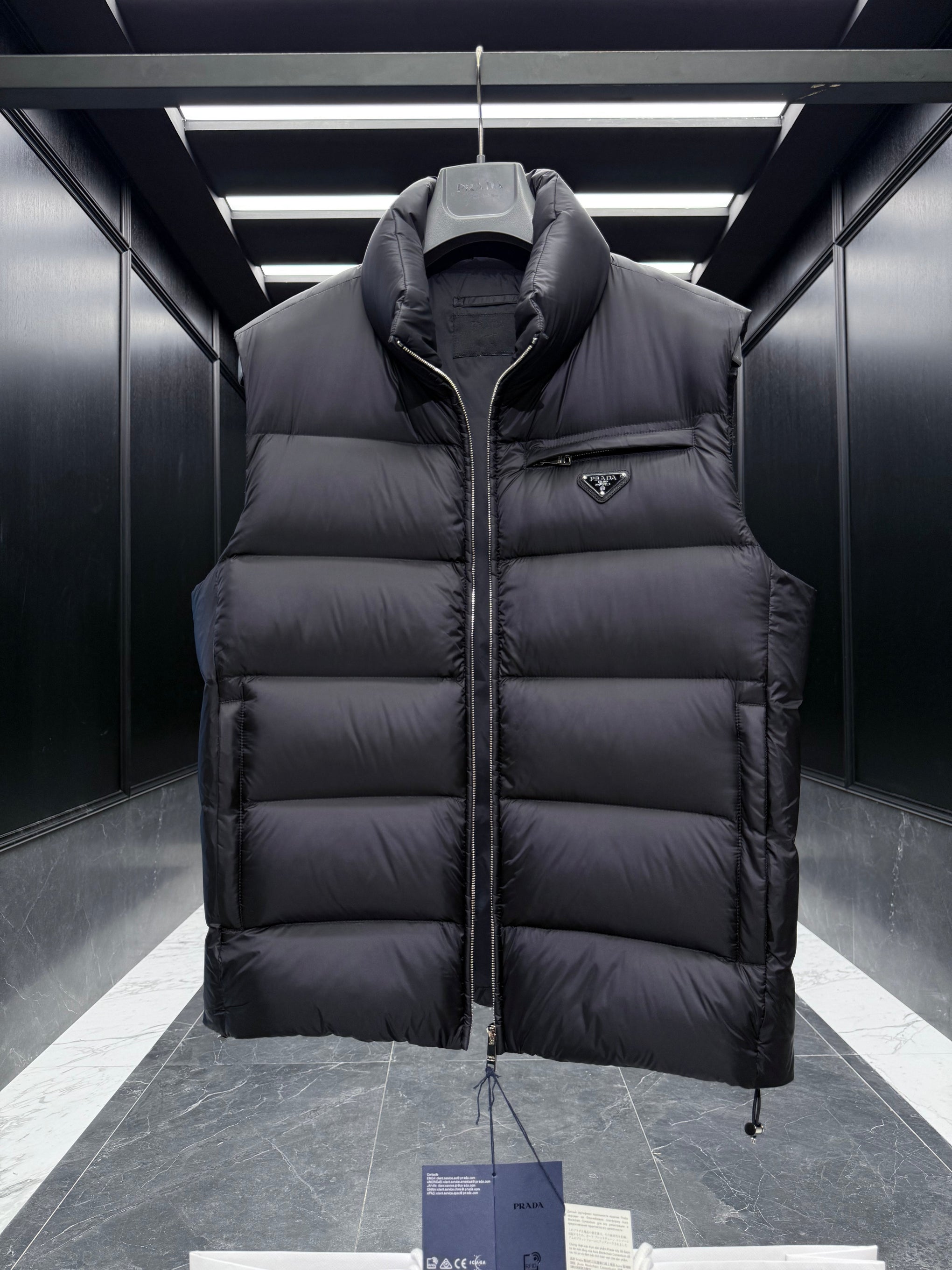 PD VEST