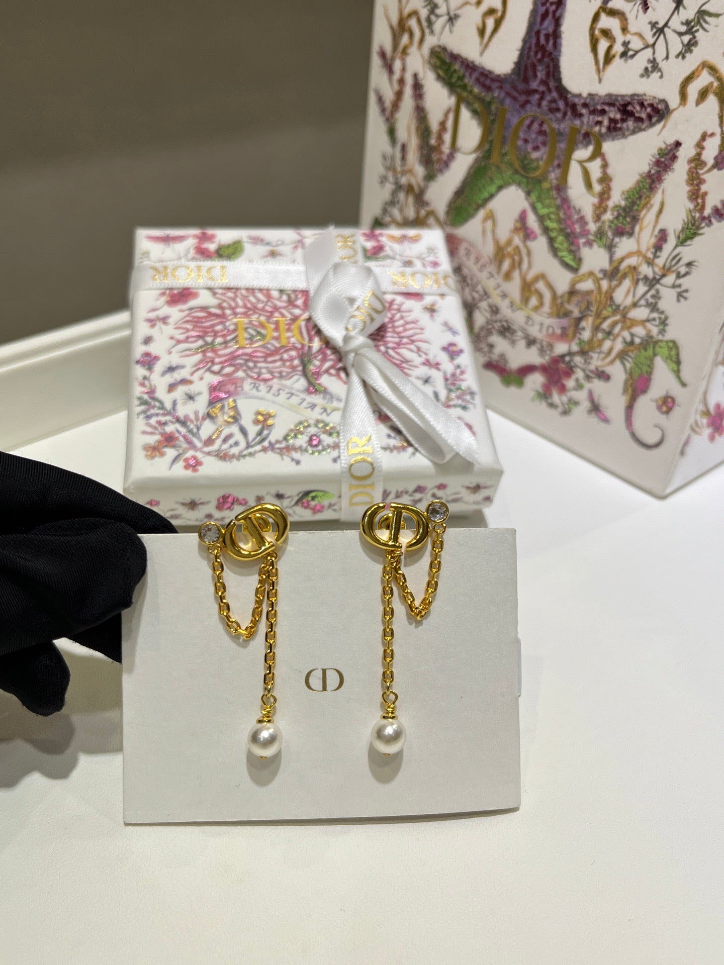 CD EARRINGS