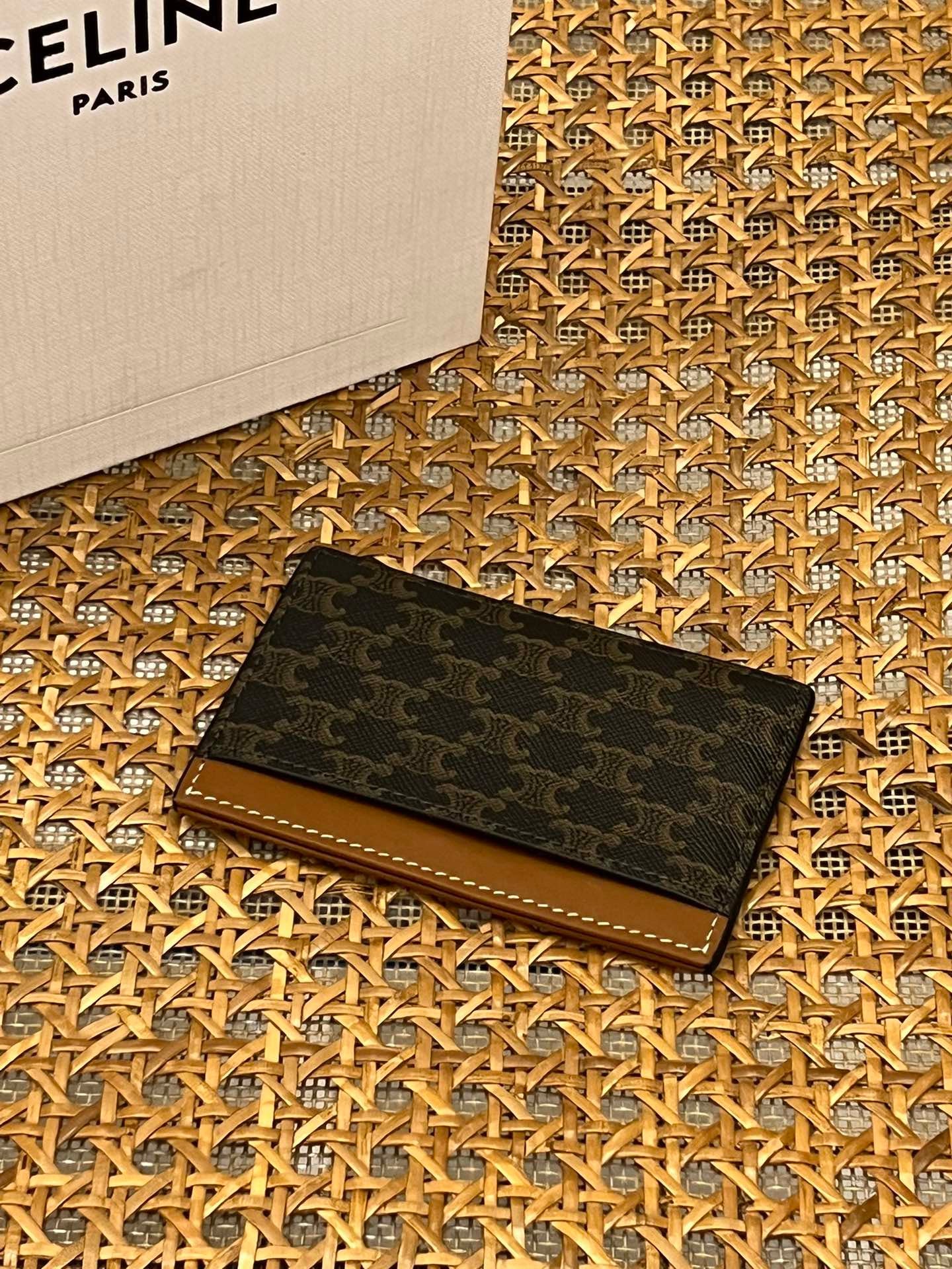 CEL CARD HOLDER