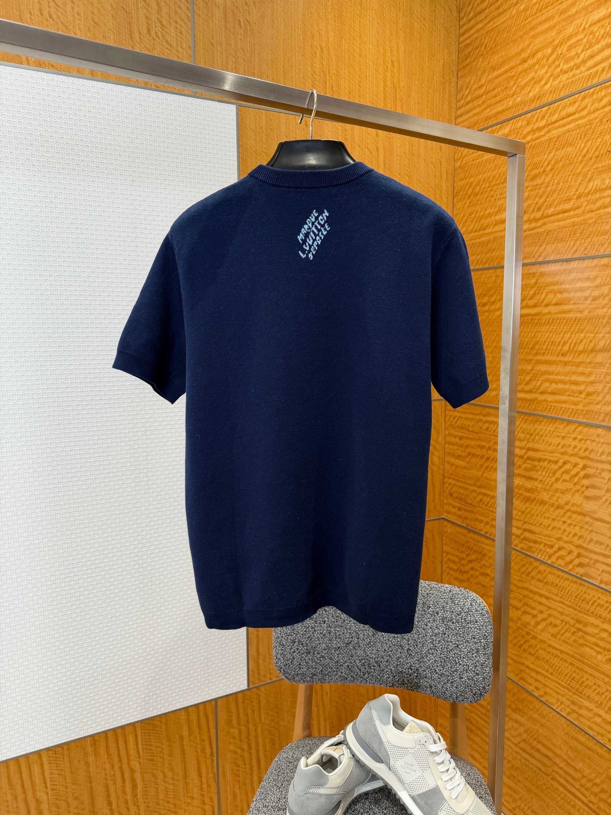 LOU T-SHIRT