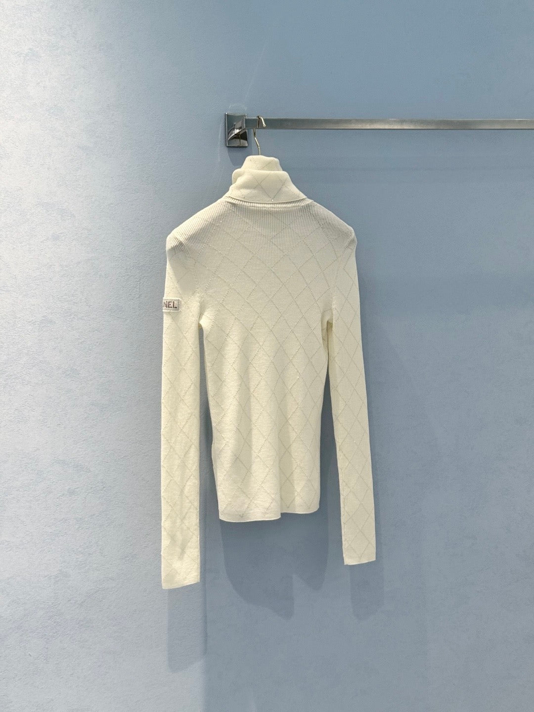 CC TURTLENECK