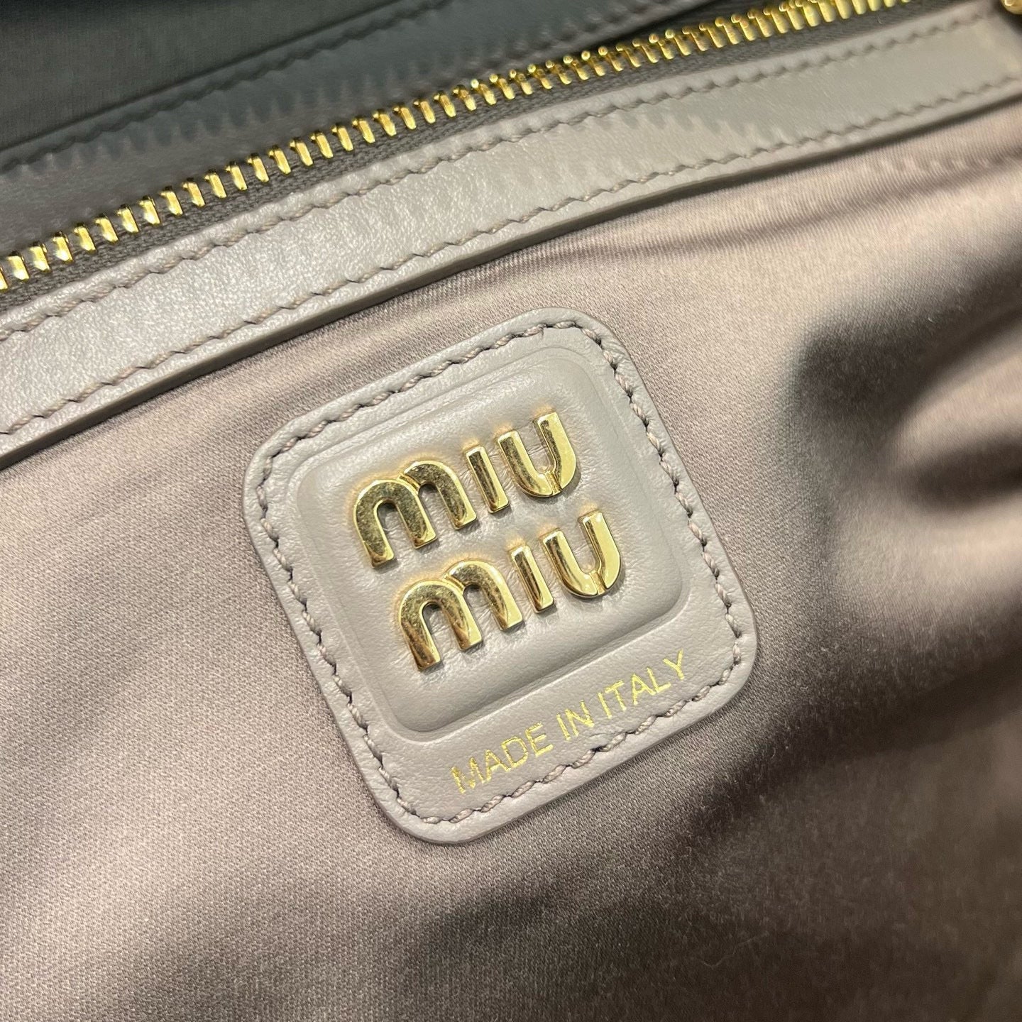 MIU M BEAU LARGE BAG