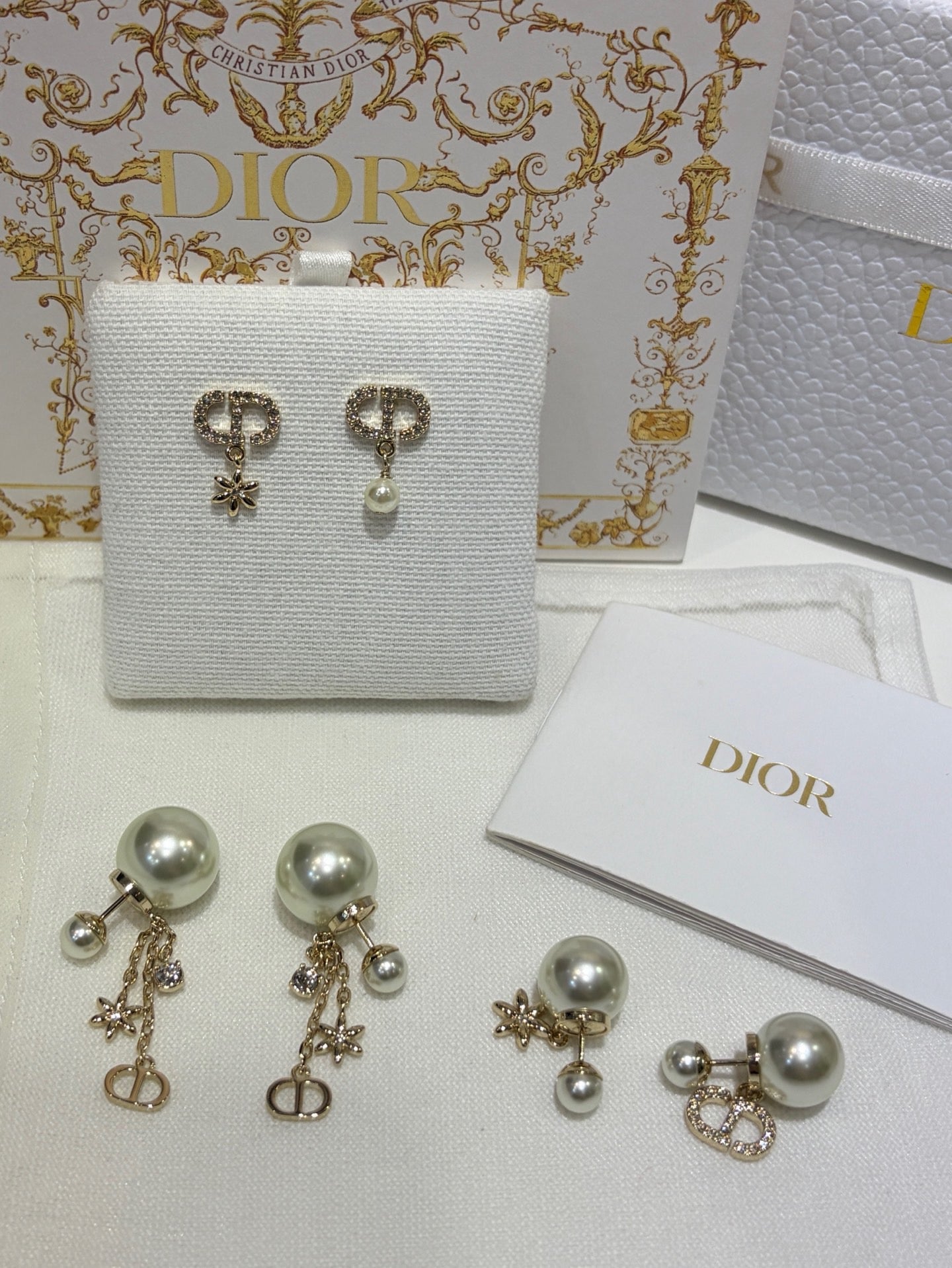 CD EARRINGS
