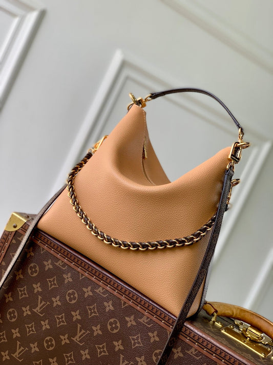 LOU MULTIPASS BAG
