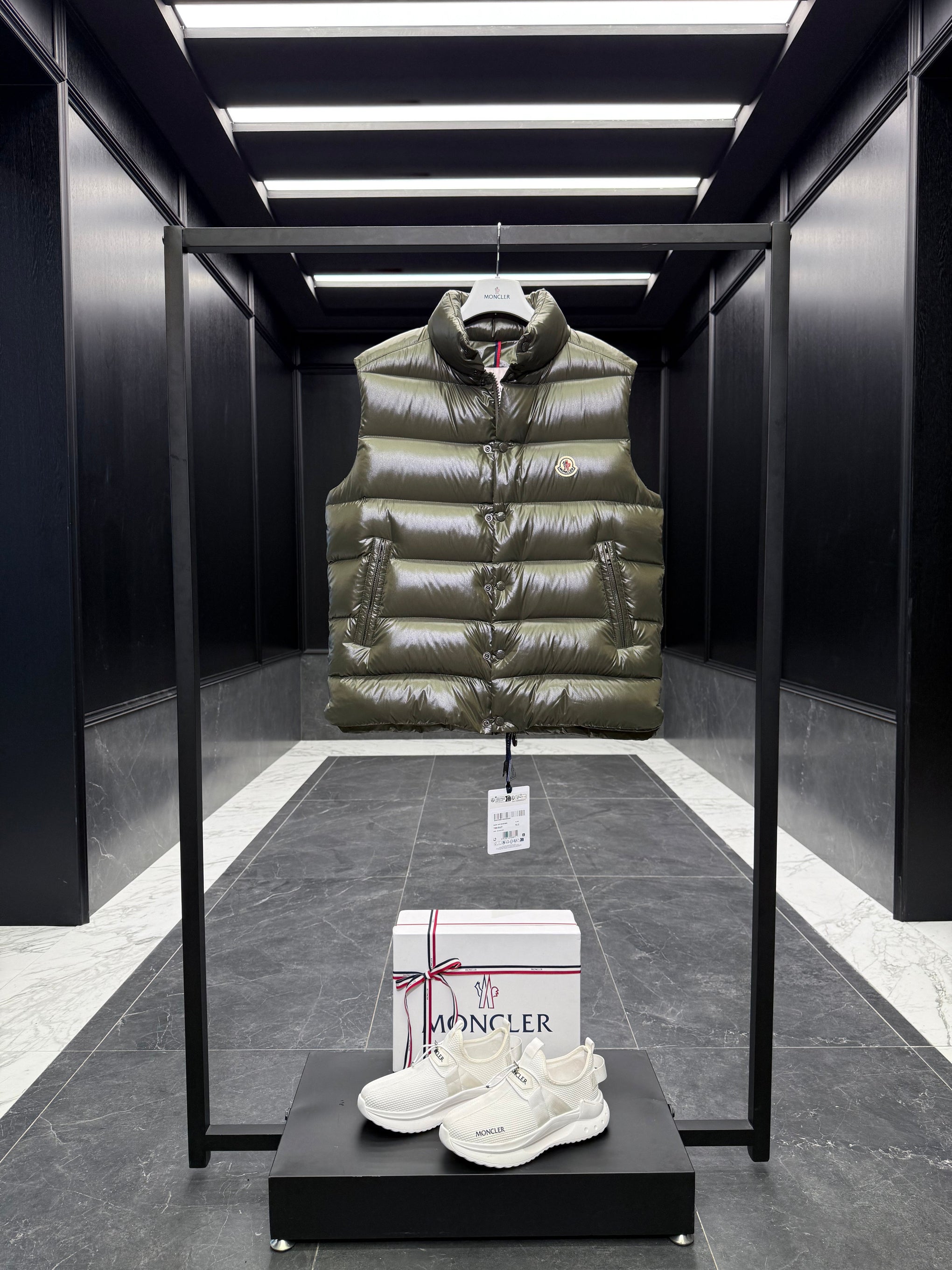 MONC TIBB VEST