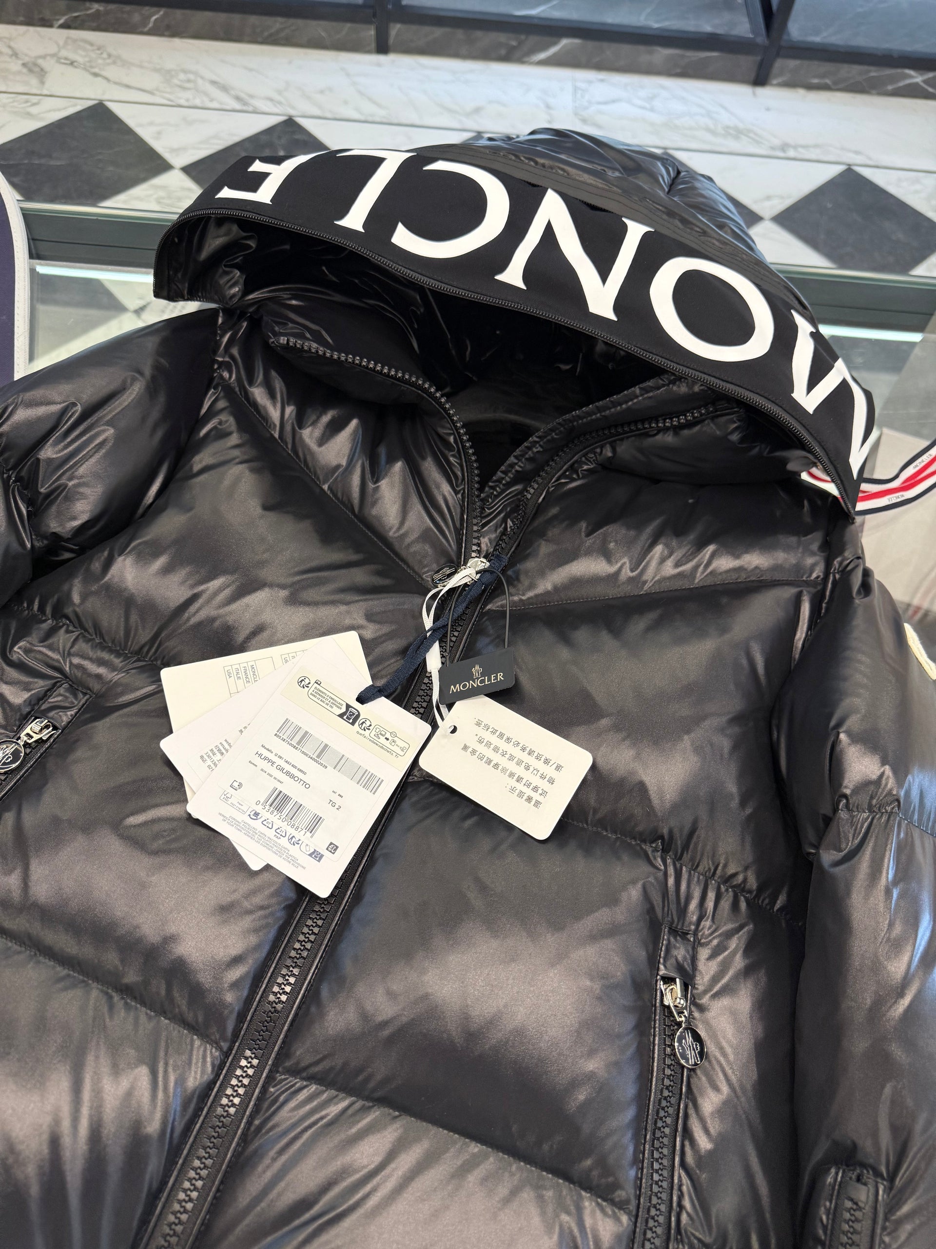 MONC HUPPE JACKET