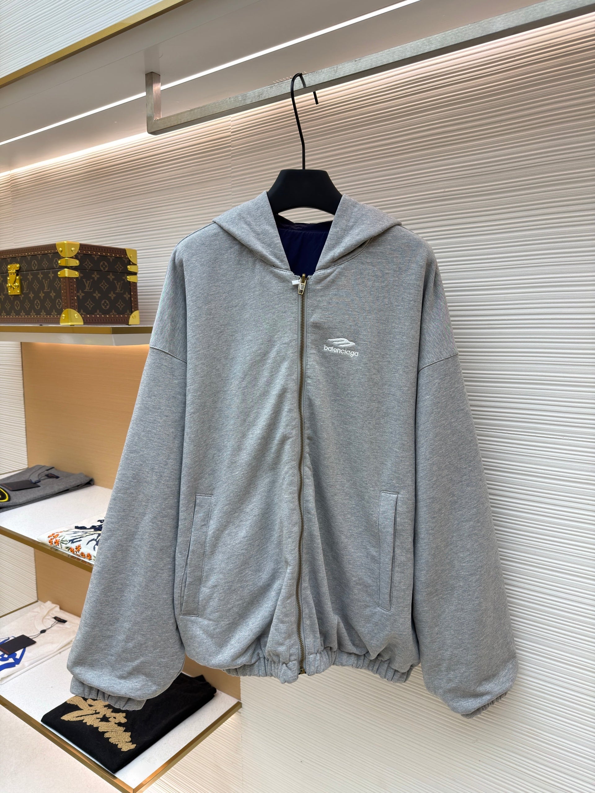 BAL ZIP HOODIE