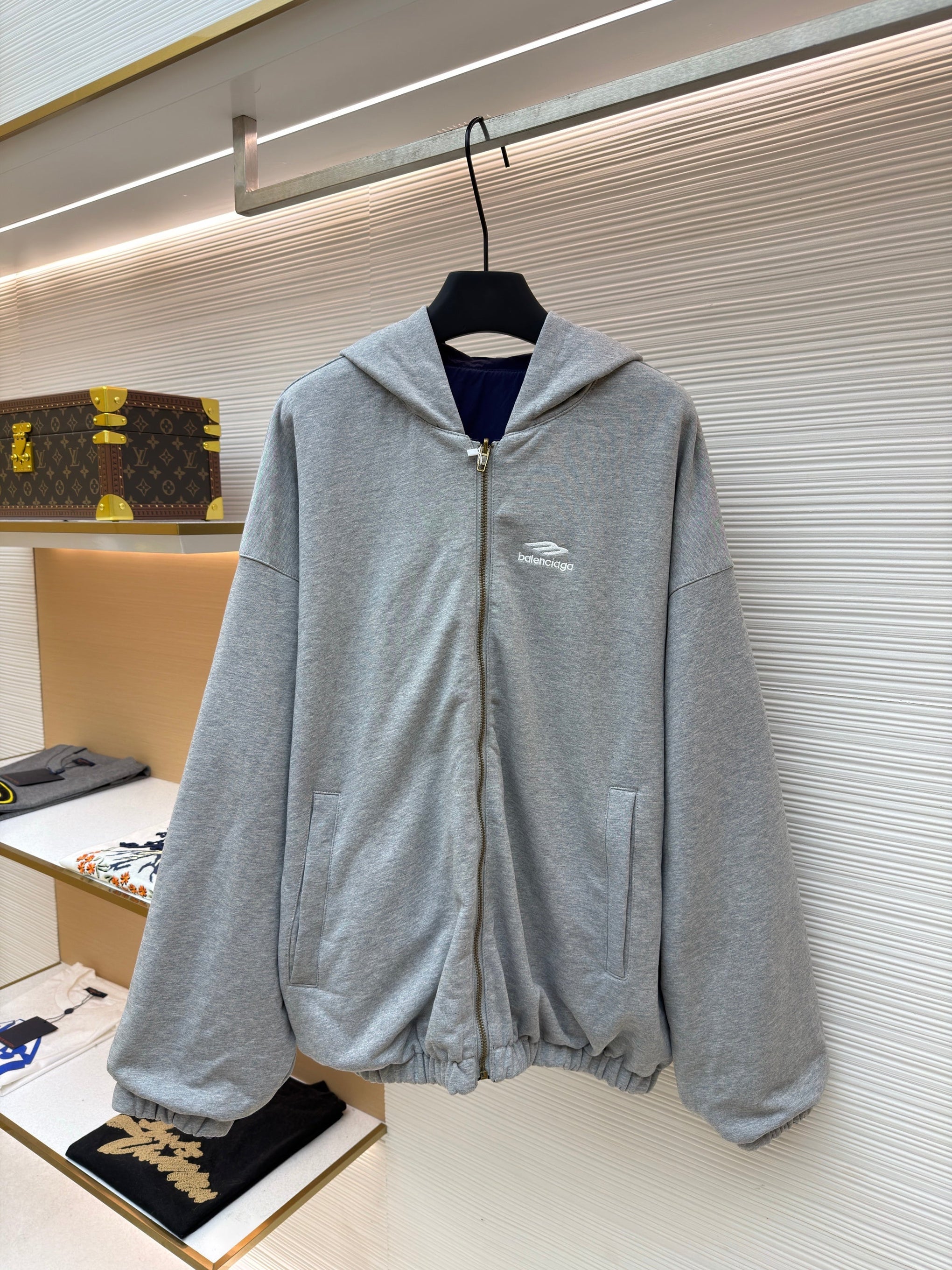 BAL ZIP HOODIE
