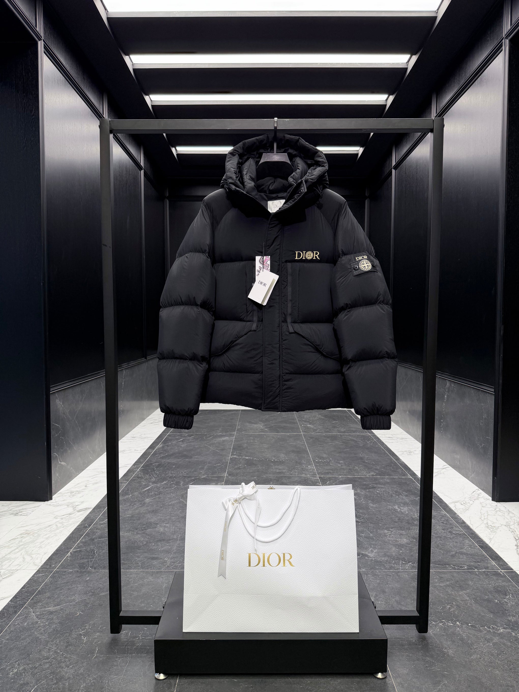 CD x STONE I JACKET