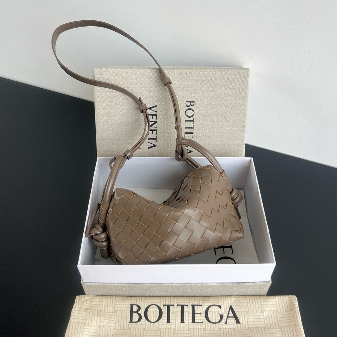 BOTT TOP HANDLE LOOP BAG
