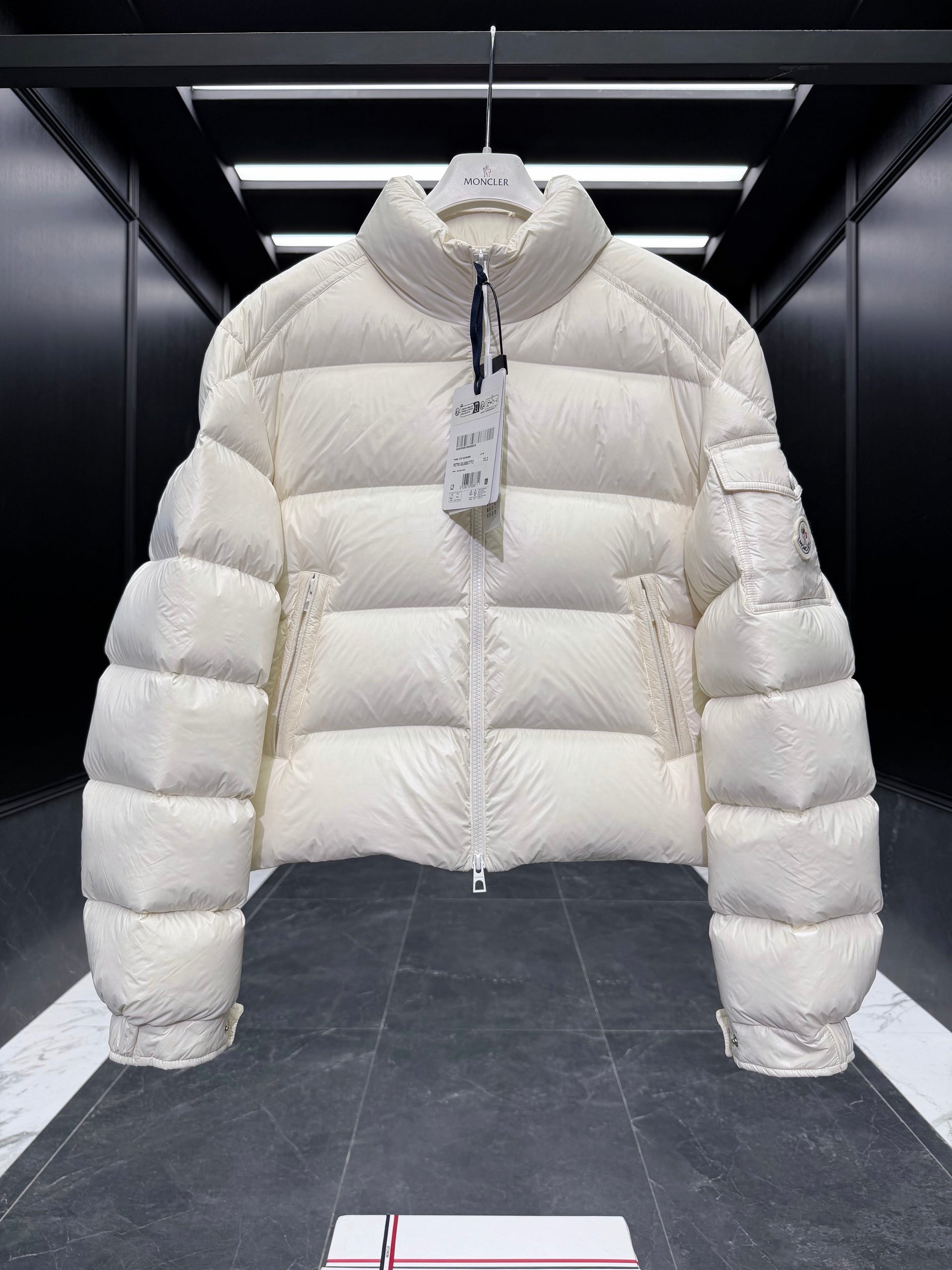 MONC PETRA JACKET