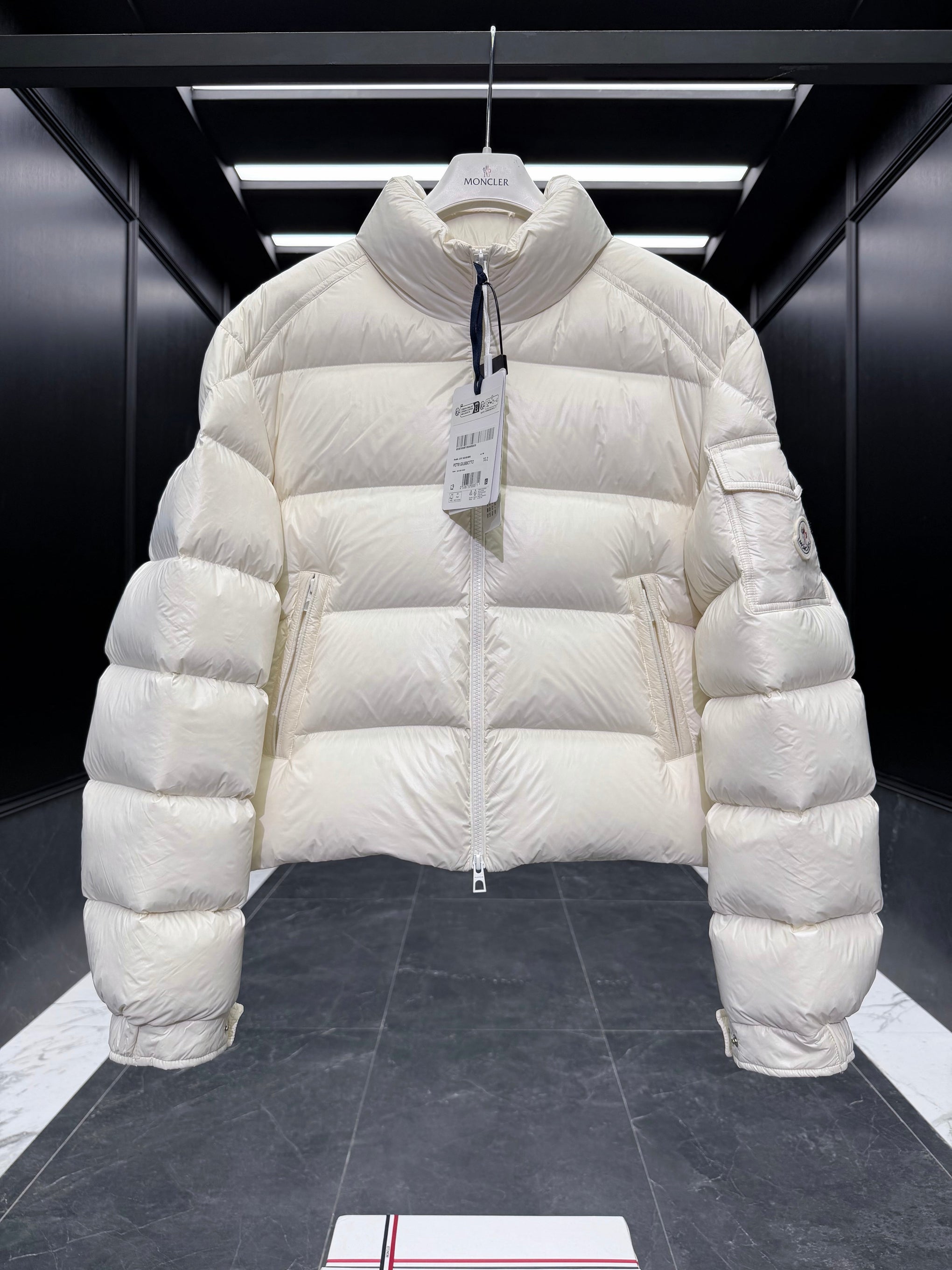 MONC PETRA JACKET