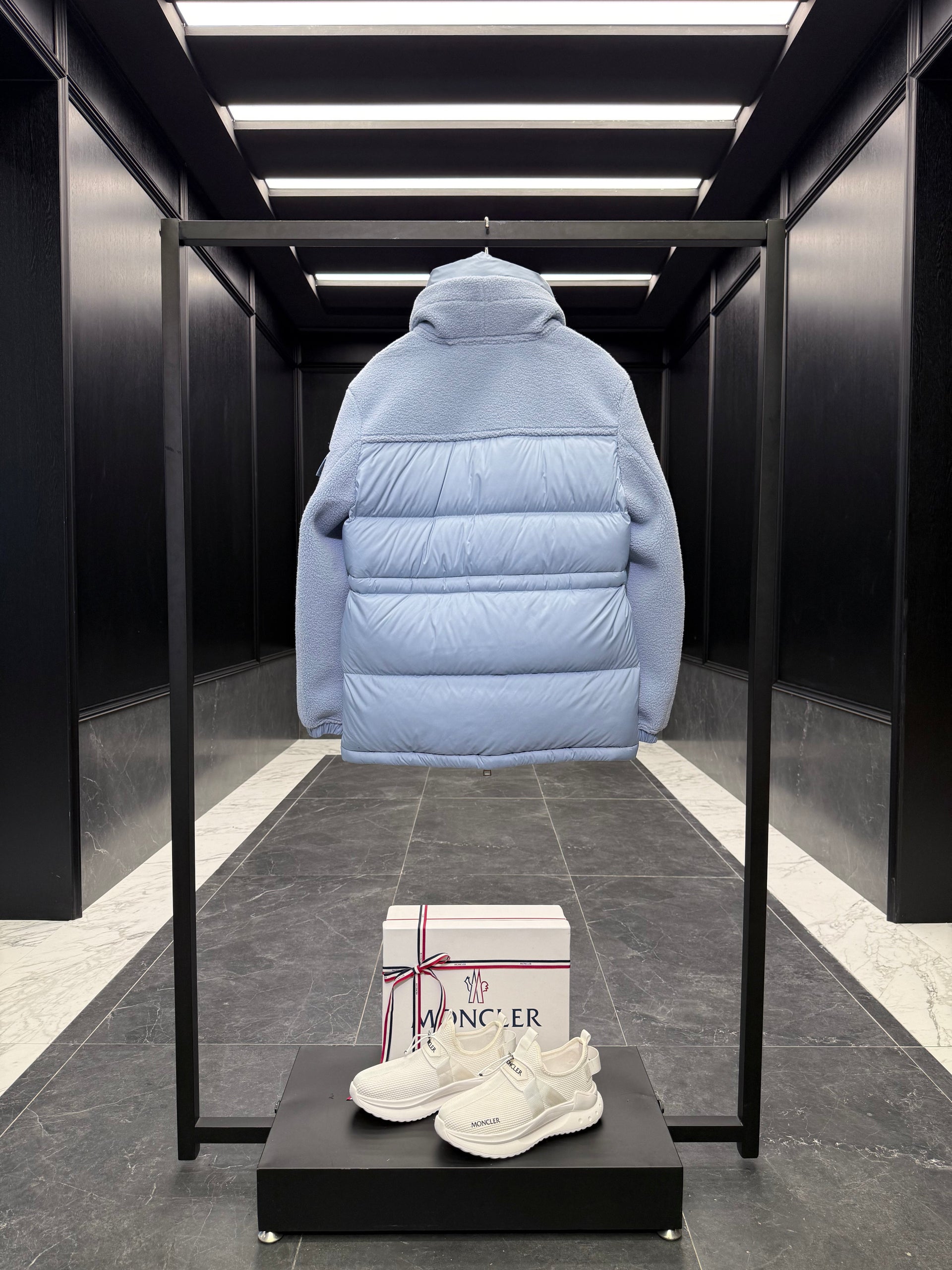 MONC ESCAUT JACKET