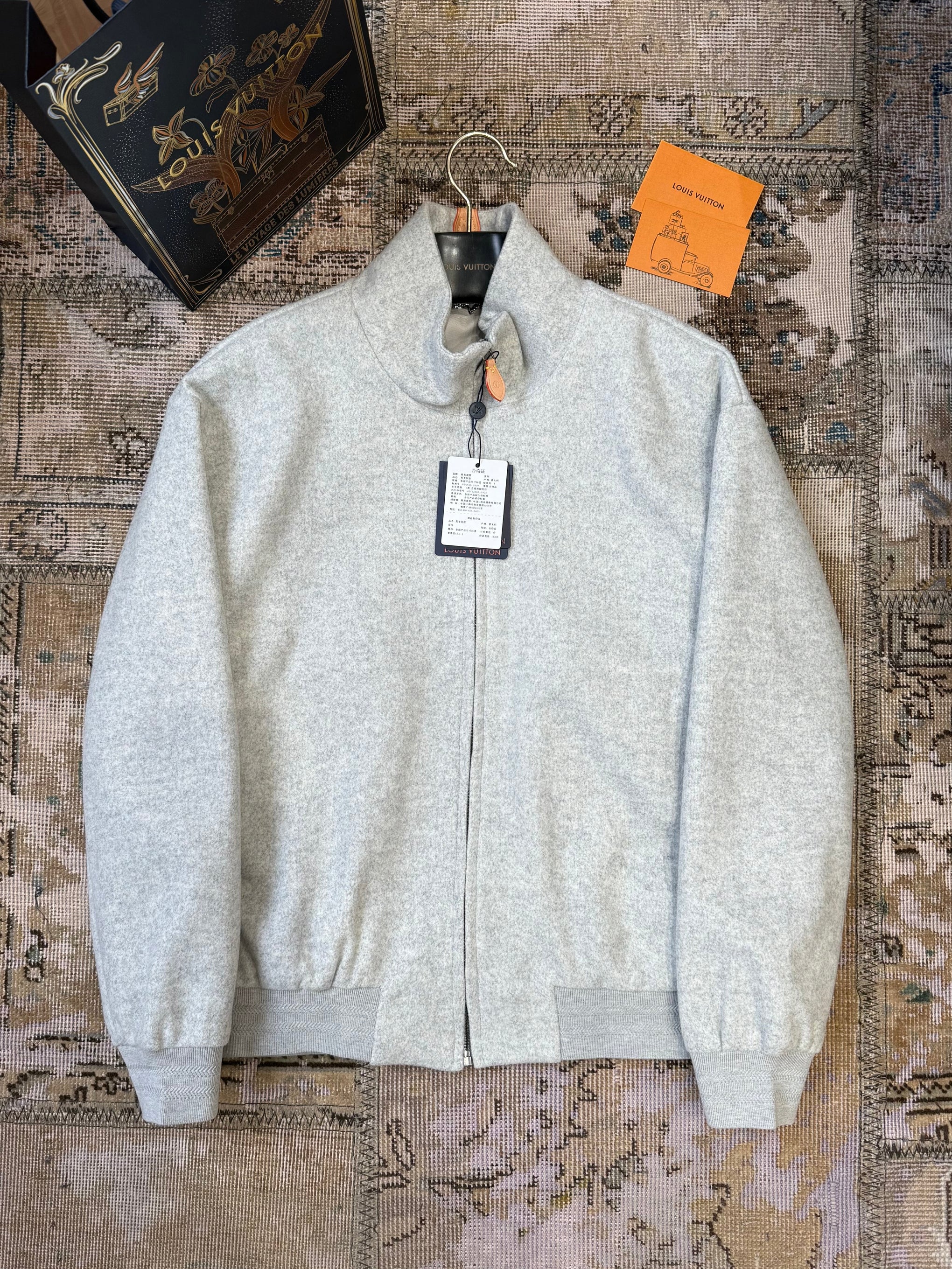 LOU JACKET