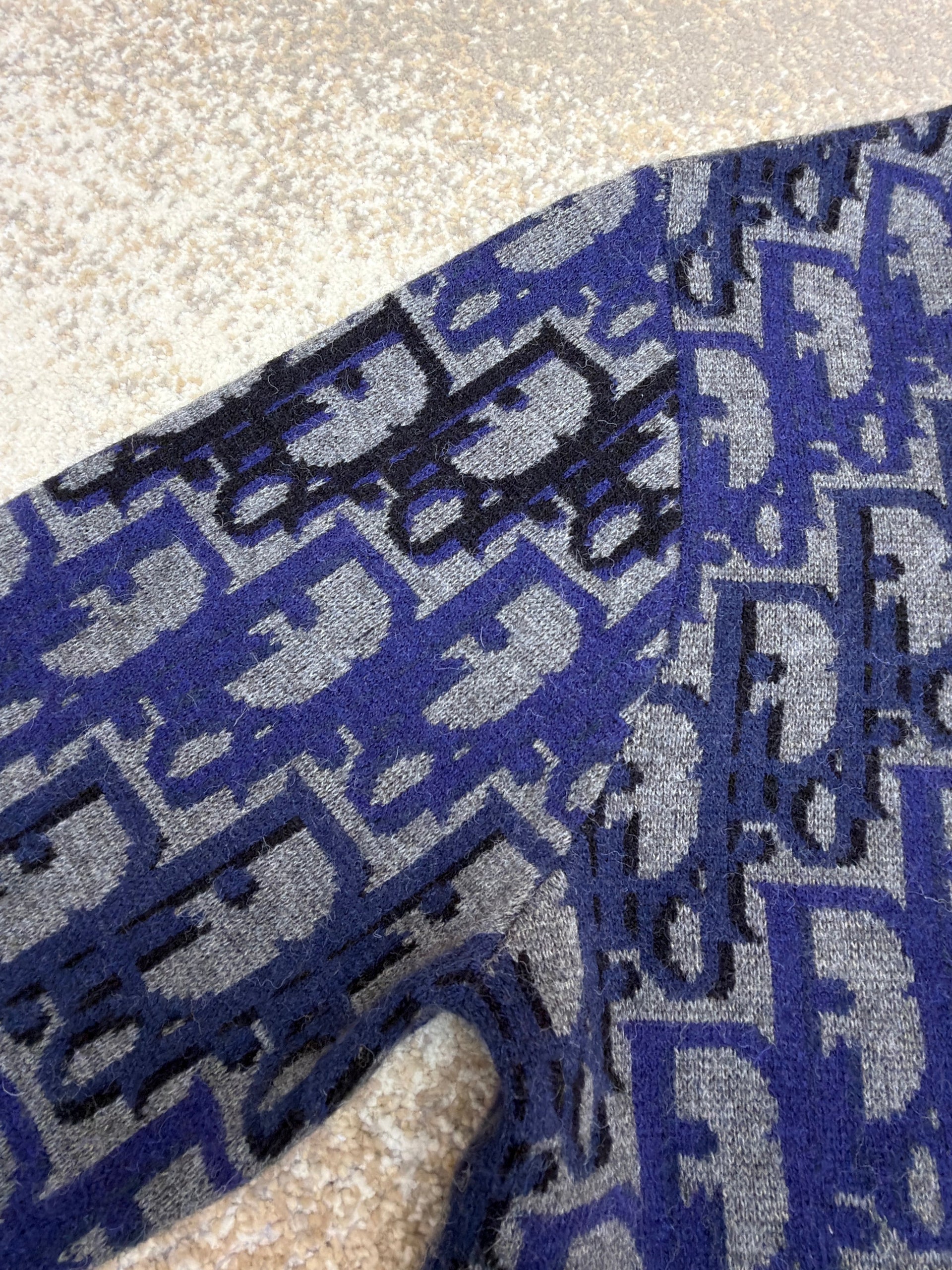 CD JUMPER