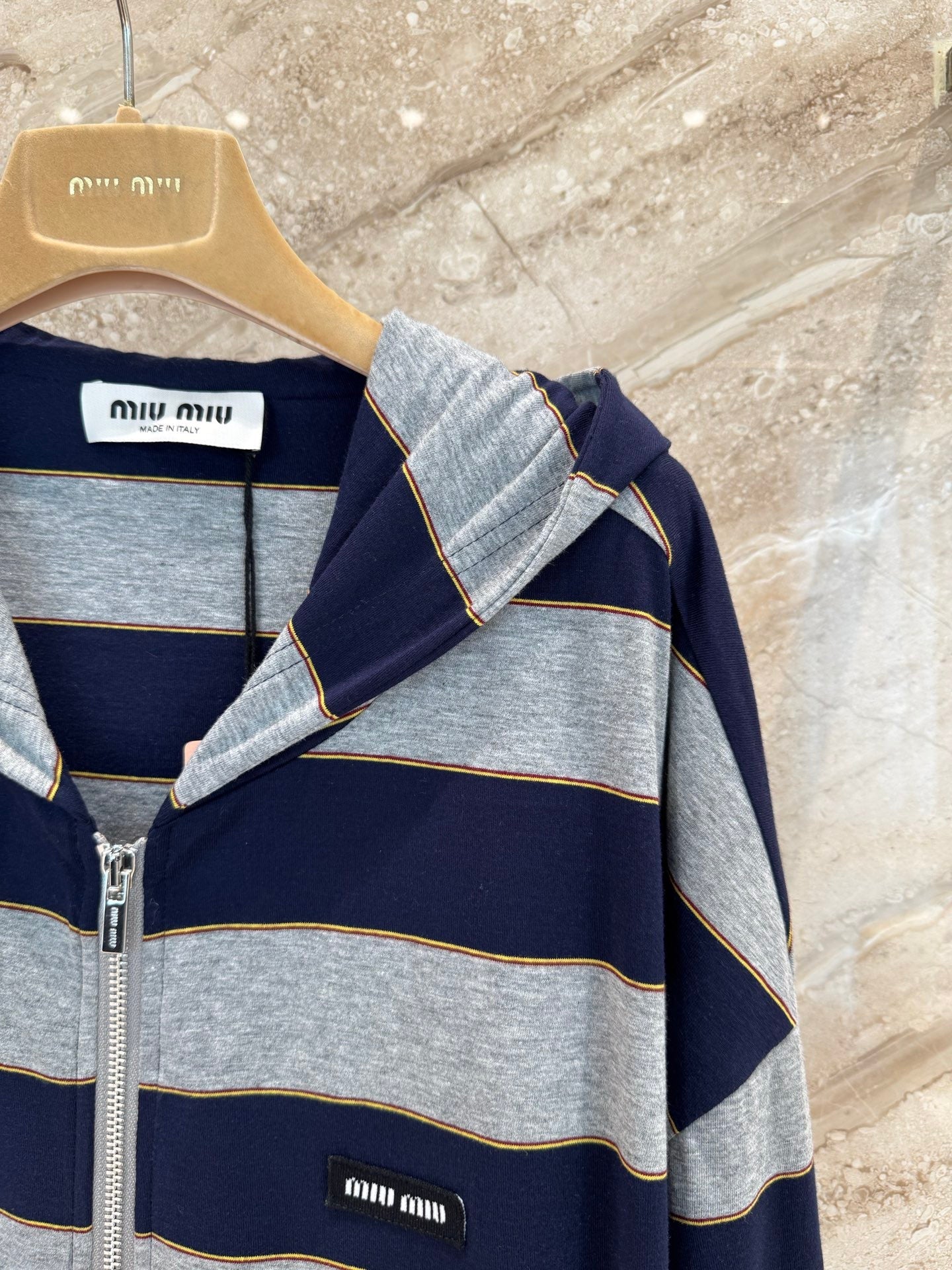 MIU M ZIP HOODIE