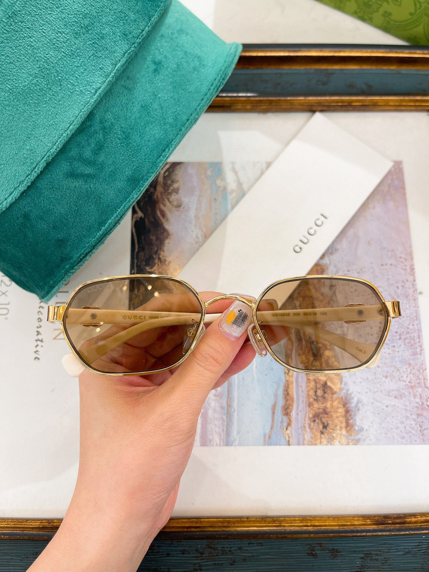 GG SUNGLASSES