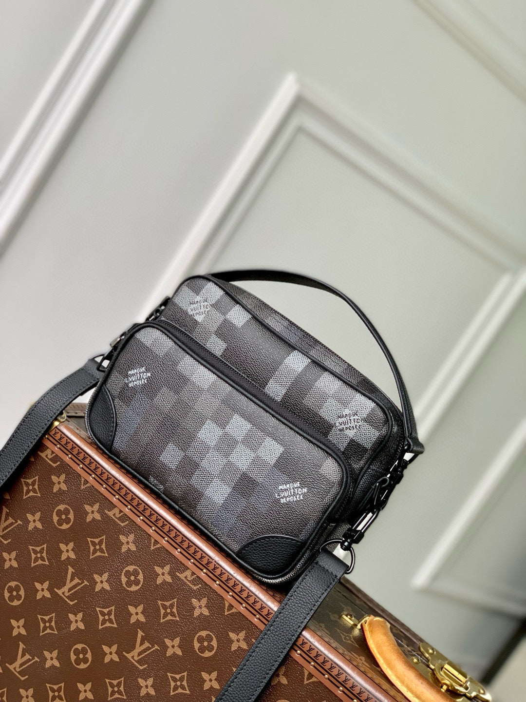 LOU NIL BAG