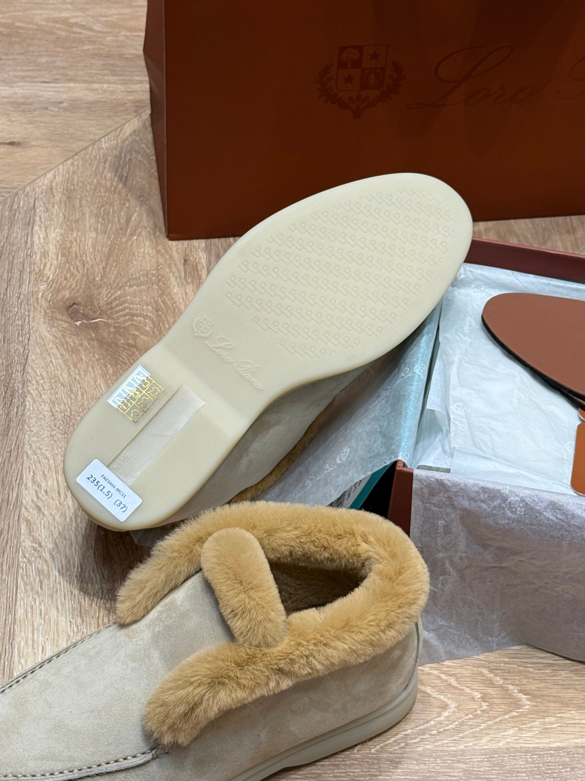 LORO P OPEN WALK BOOTS