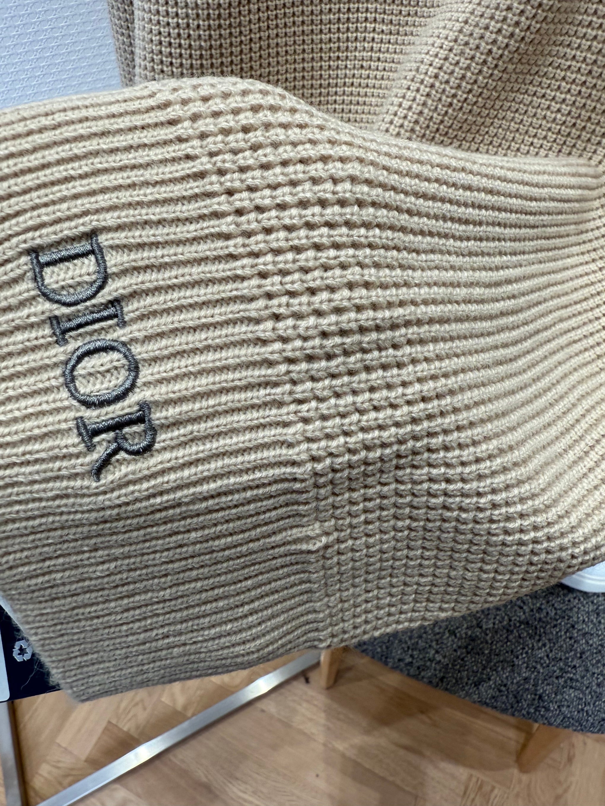 CD JUMPER