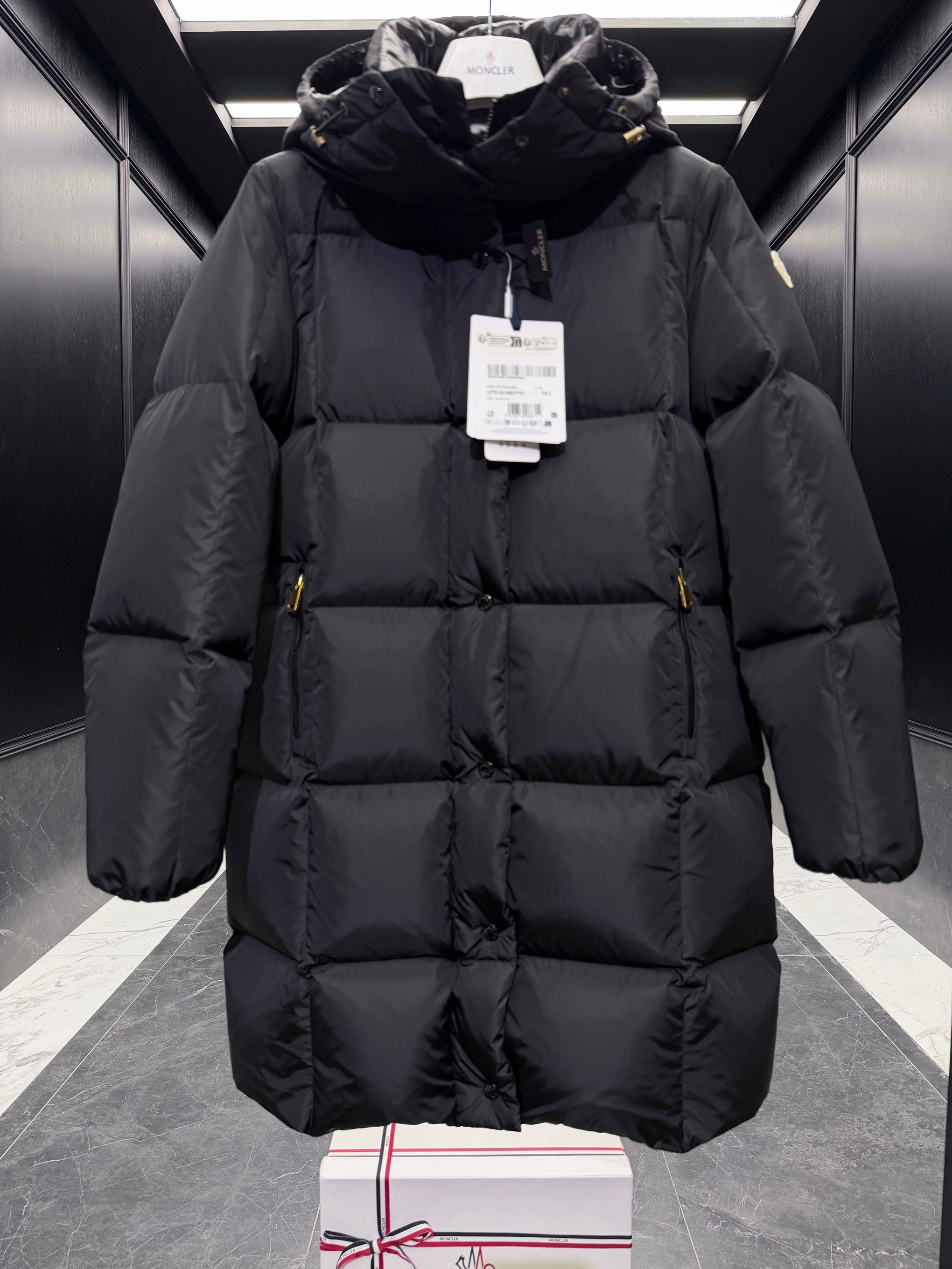 MONC LITTE COAT