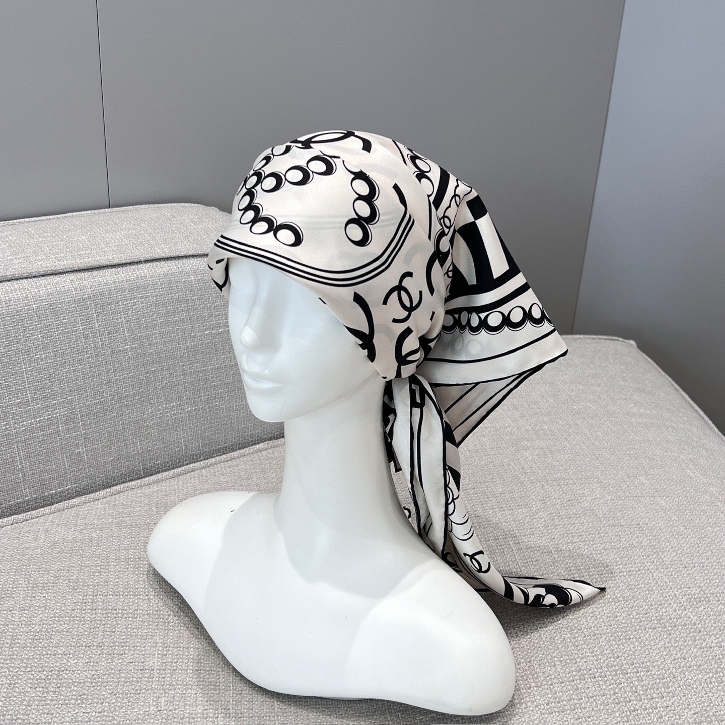 CC SILK SCARF