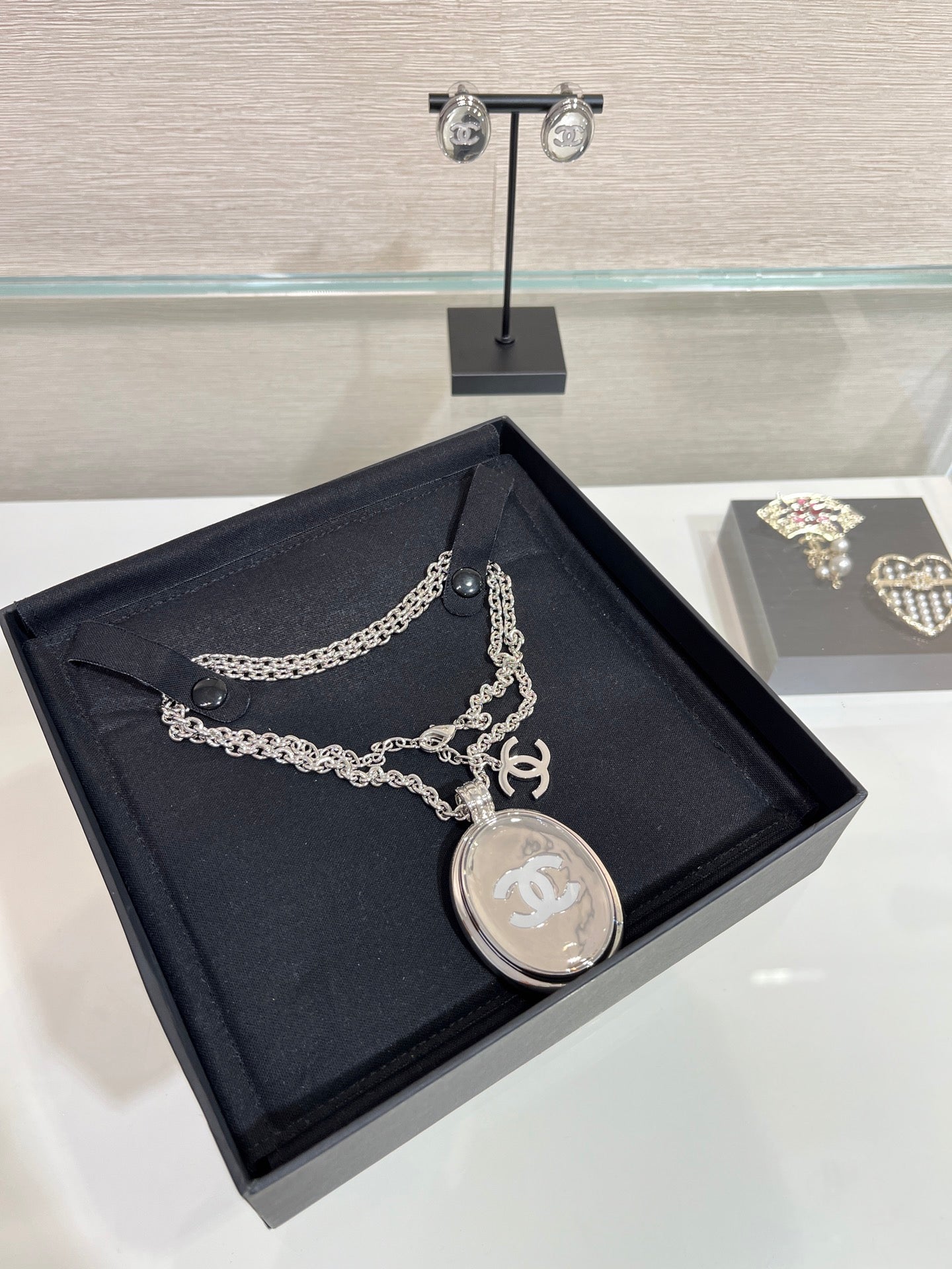CC NECKLACE
