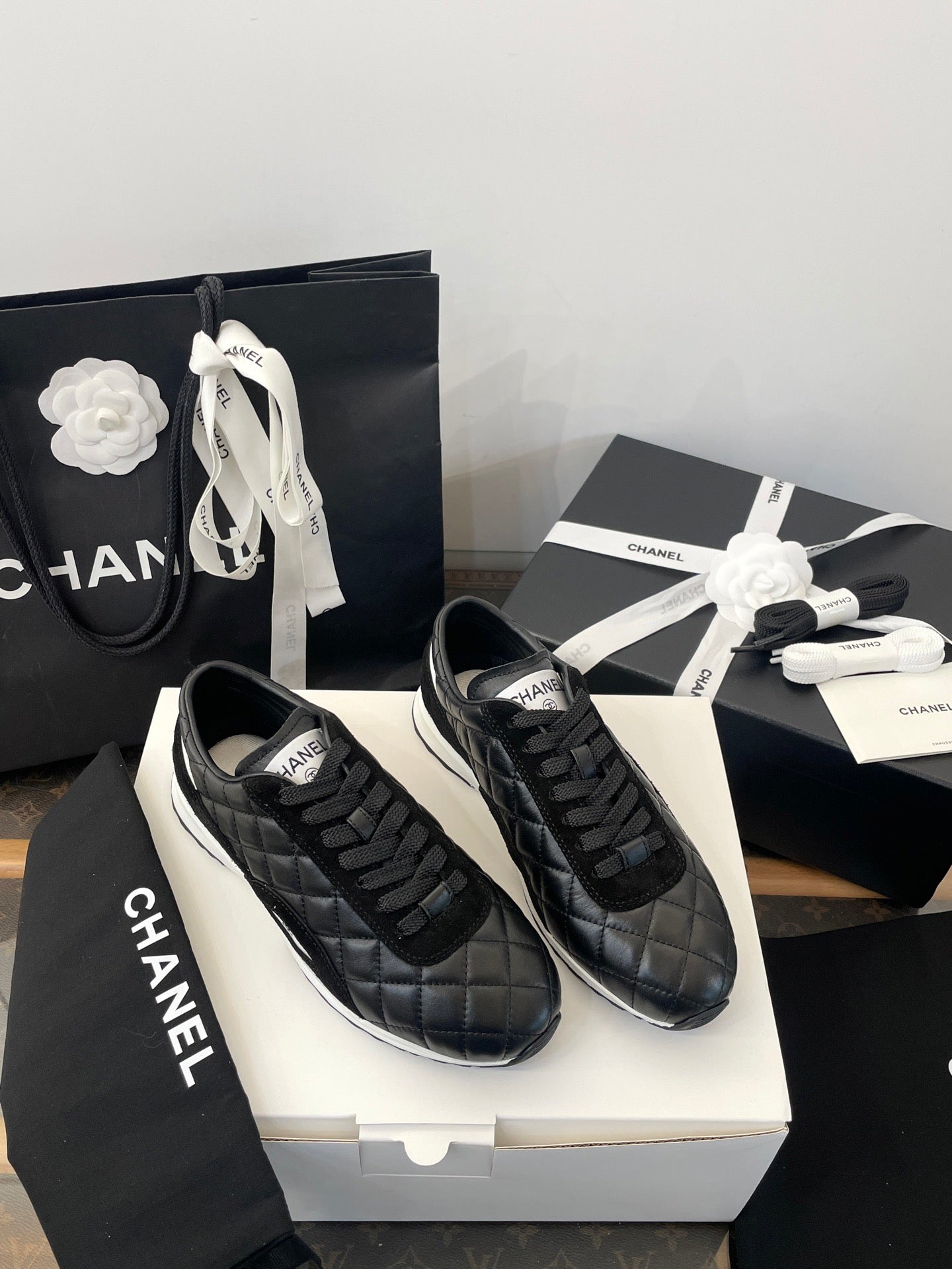 CC SNEAKER