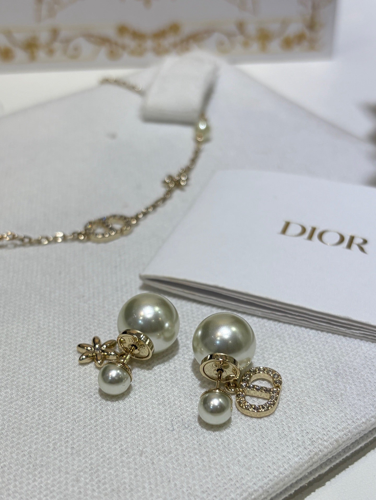 CD EARRINGS