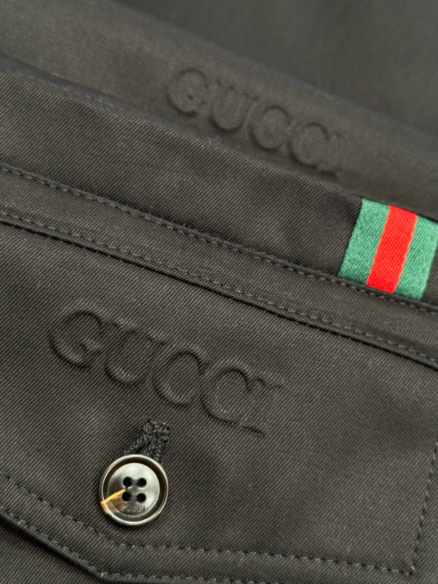 GG ZIP BOMBER