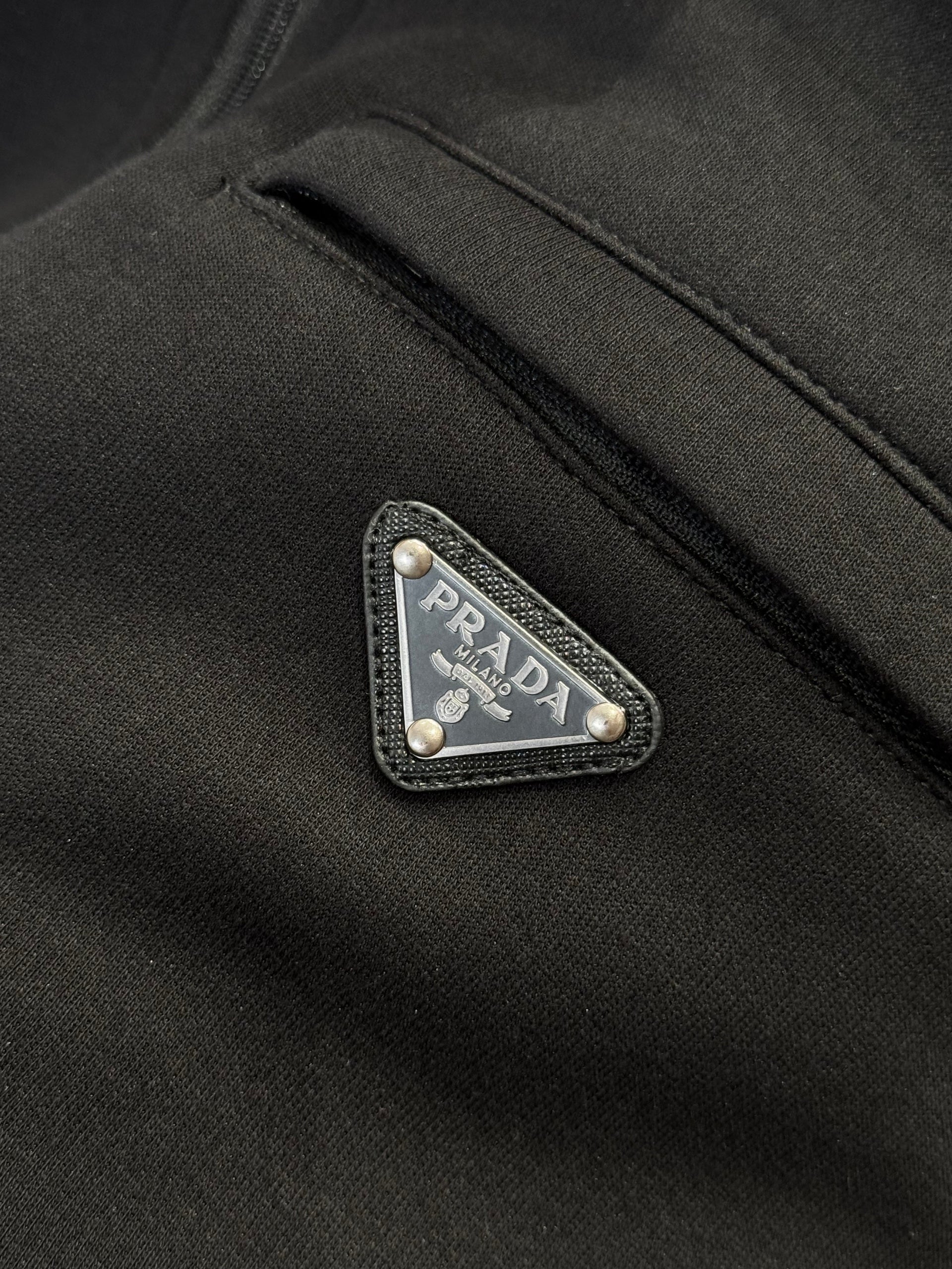 PD ZIP JUMPER