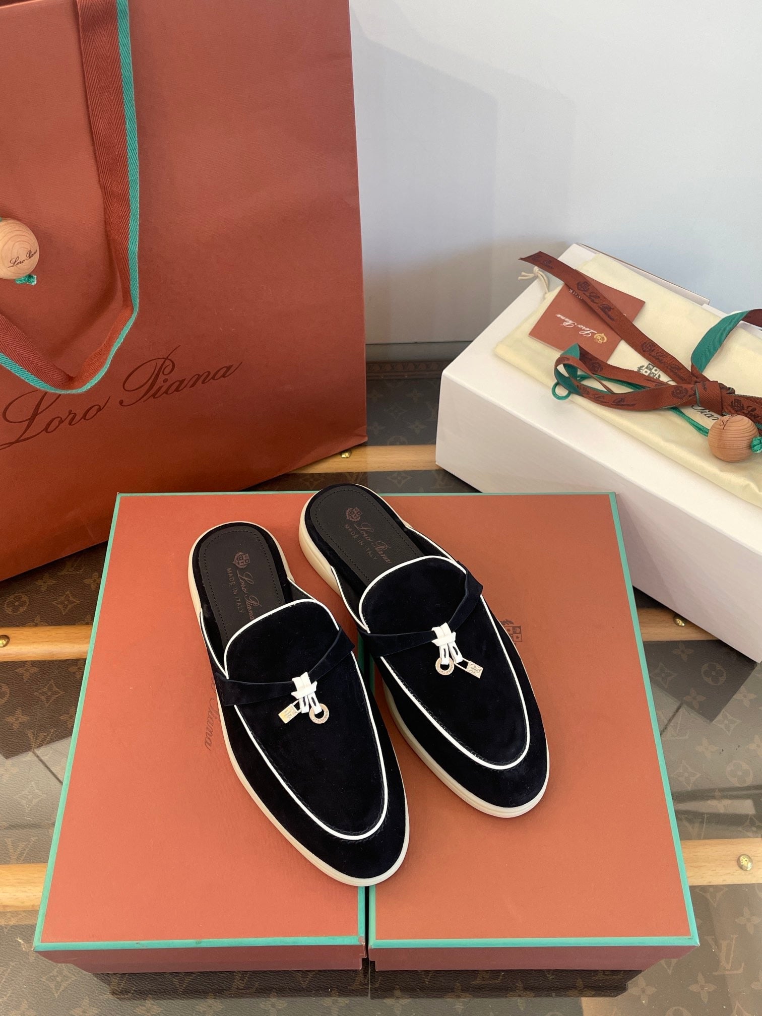 LORO P SUMMER CHARMS MULES
