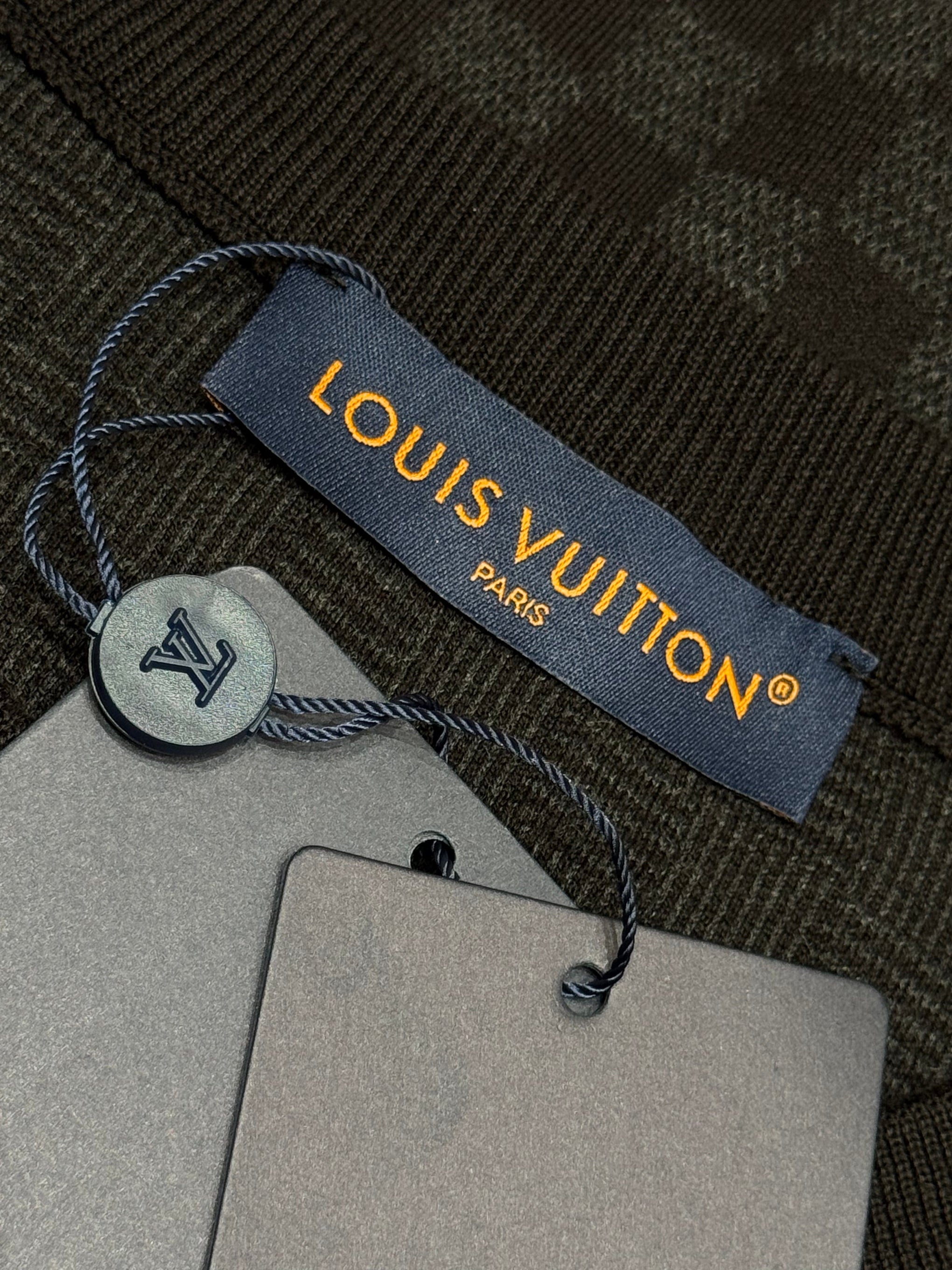 LOU T-SHIRT