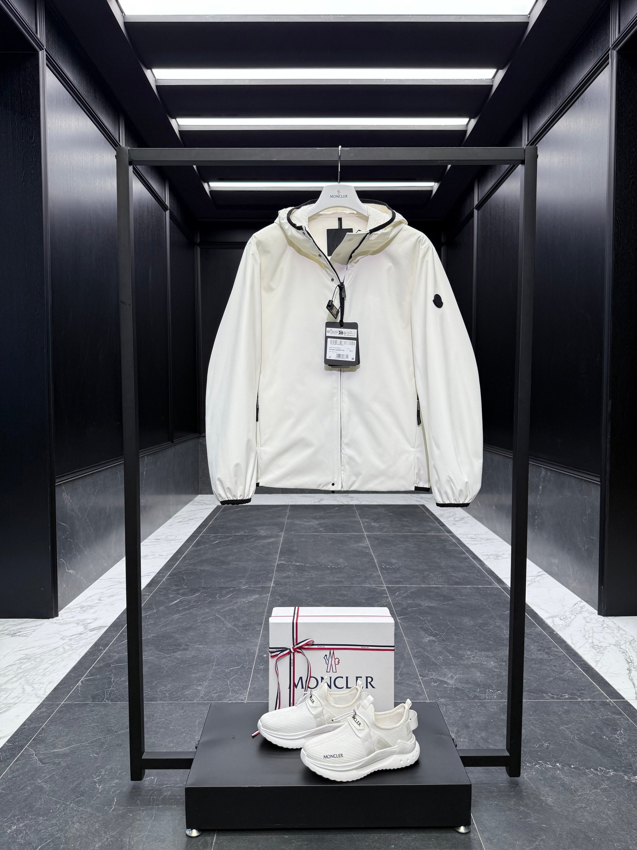MONC POLSET JACKET