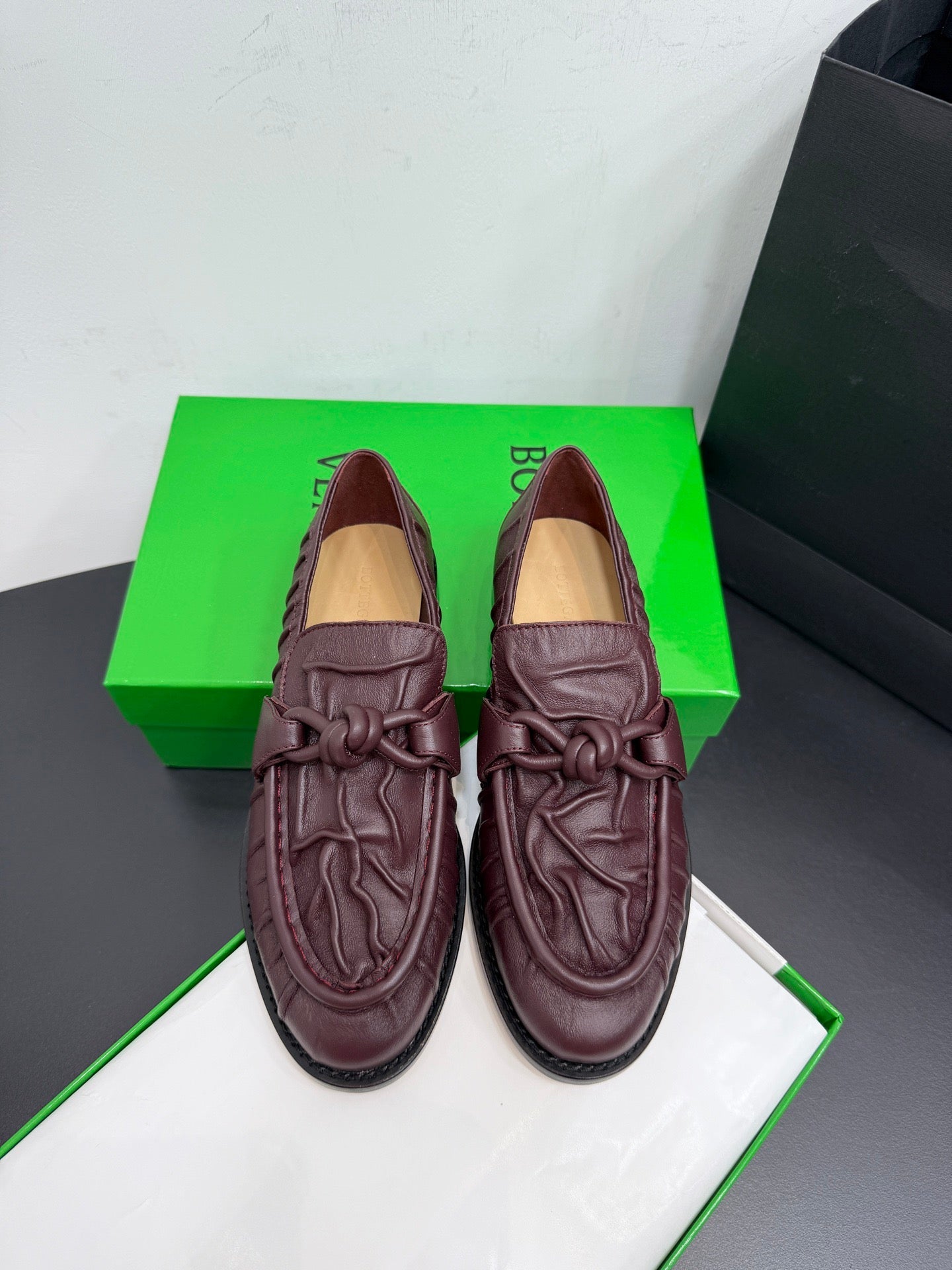 BOTT V LOAFERS