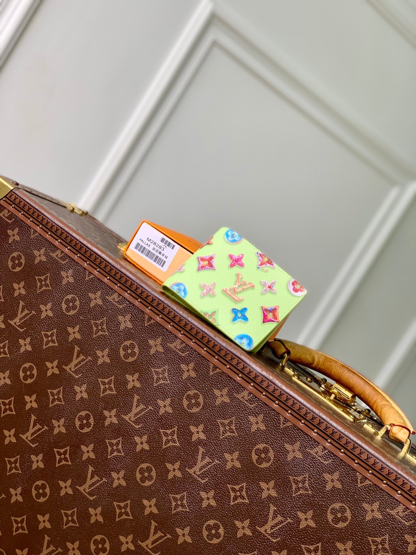 LOU SLENDER WALLET
