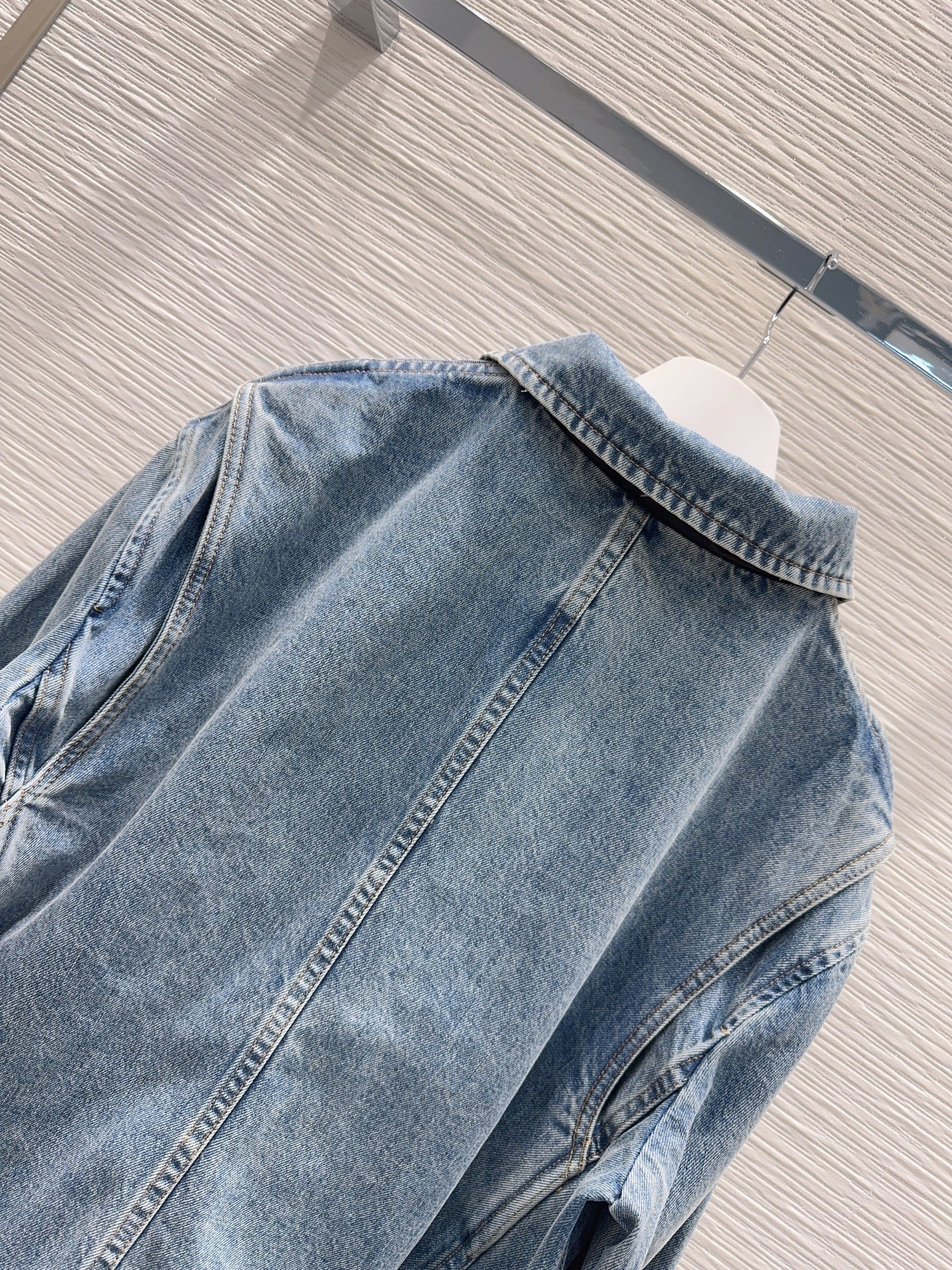 LOEW JACKET