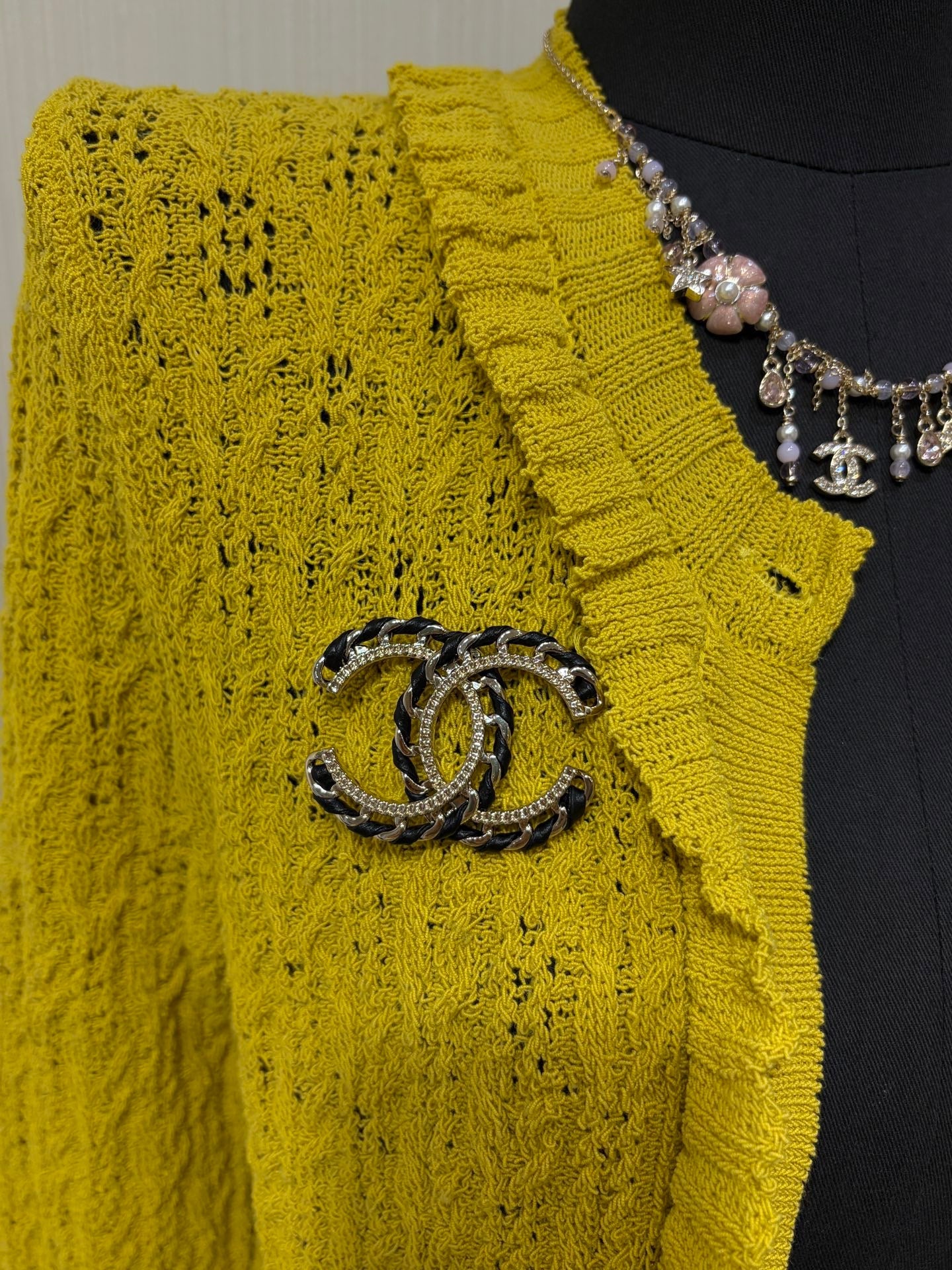 CC BROOCHE