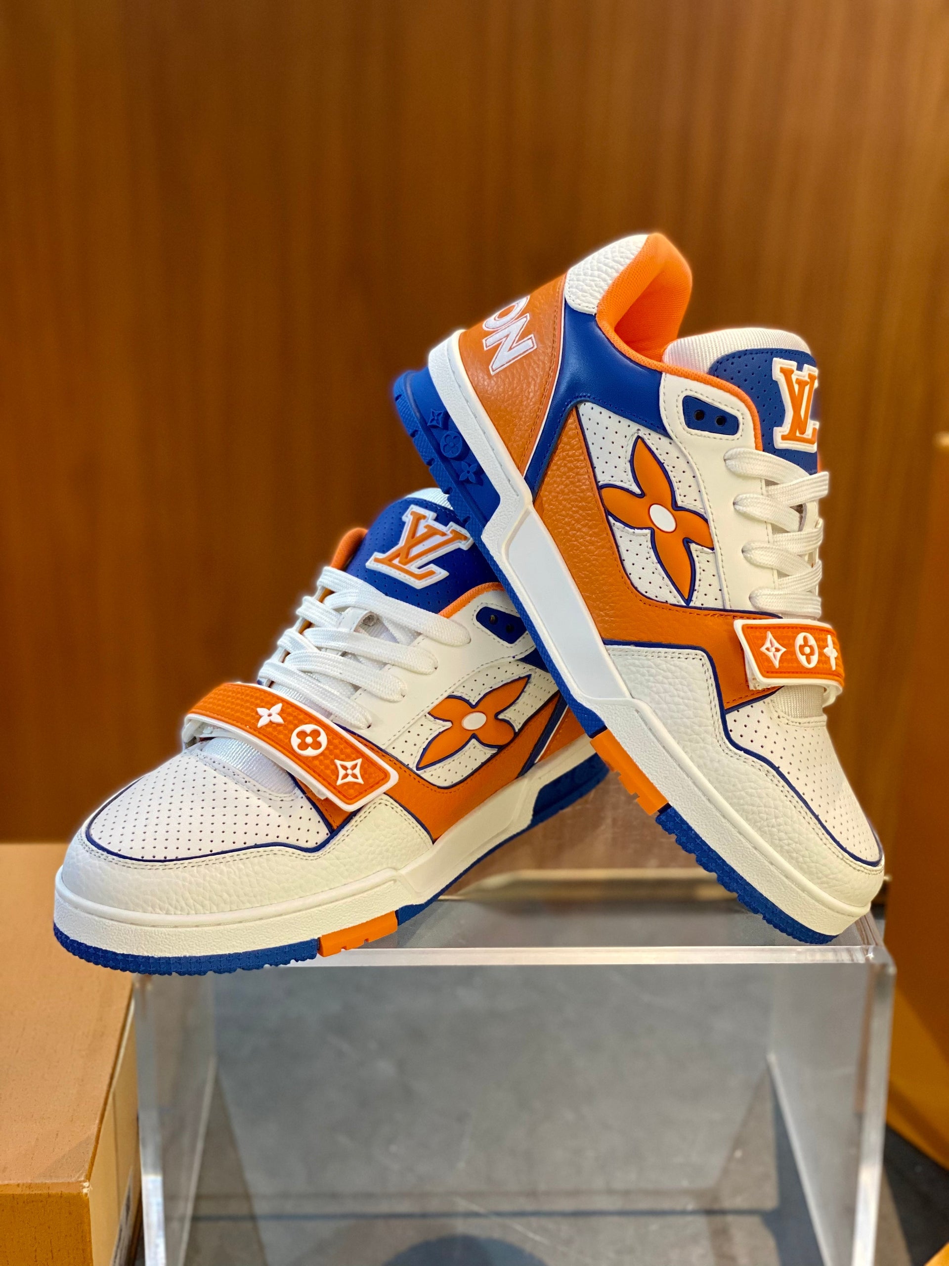 LOU TRAINERS