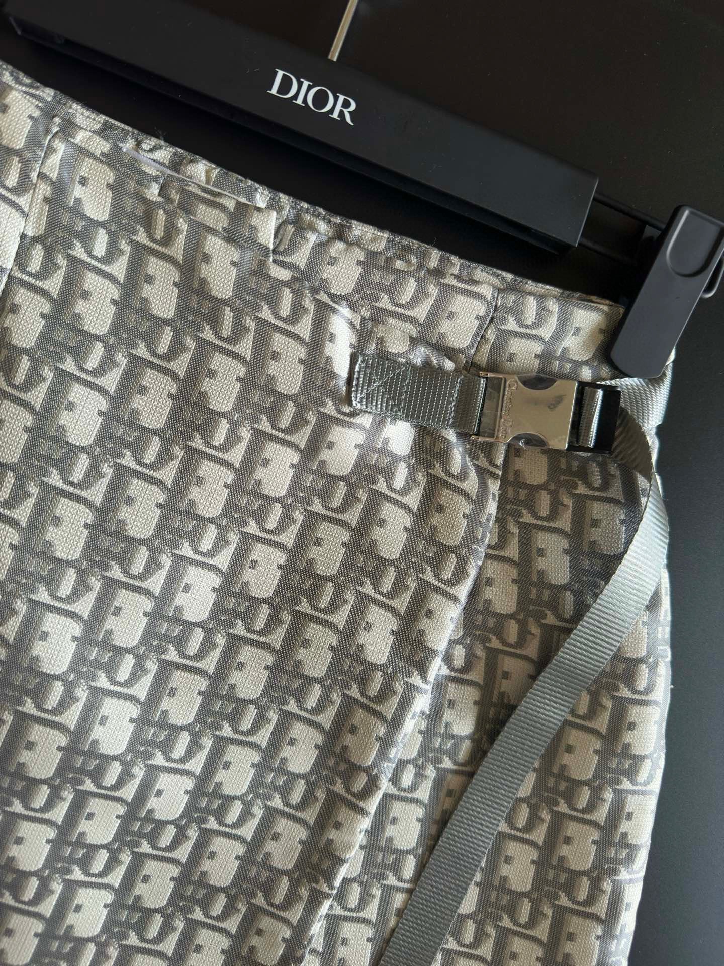 CD SHORTS