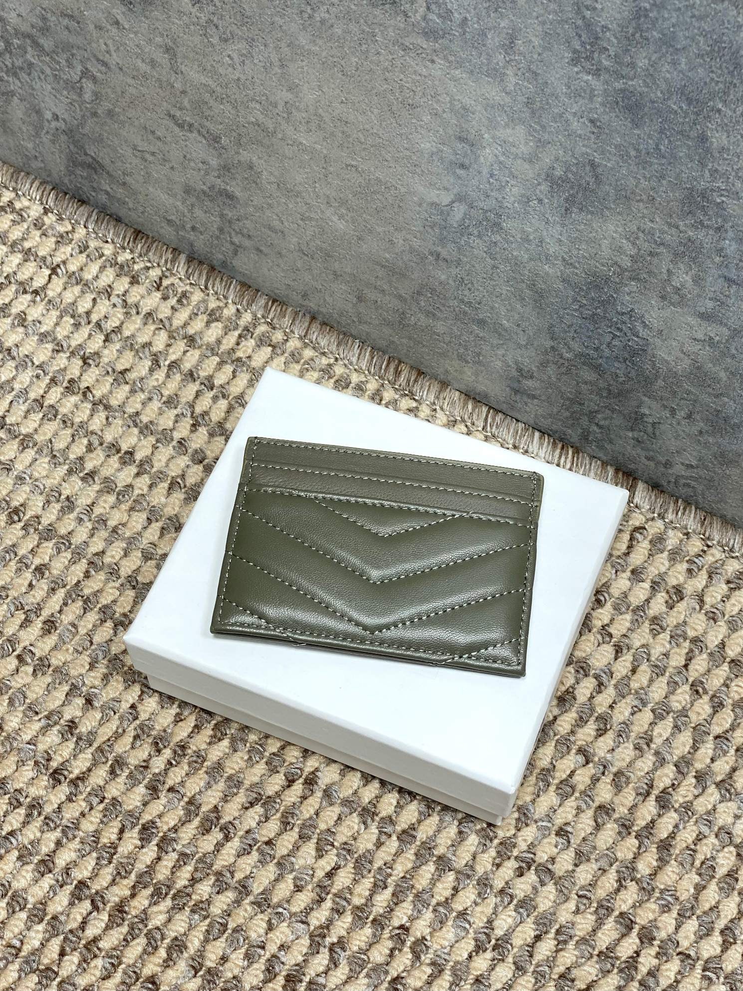 SL CARD HOLDER